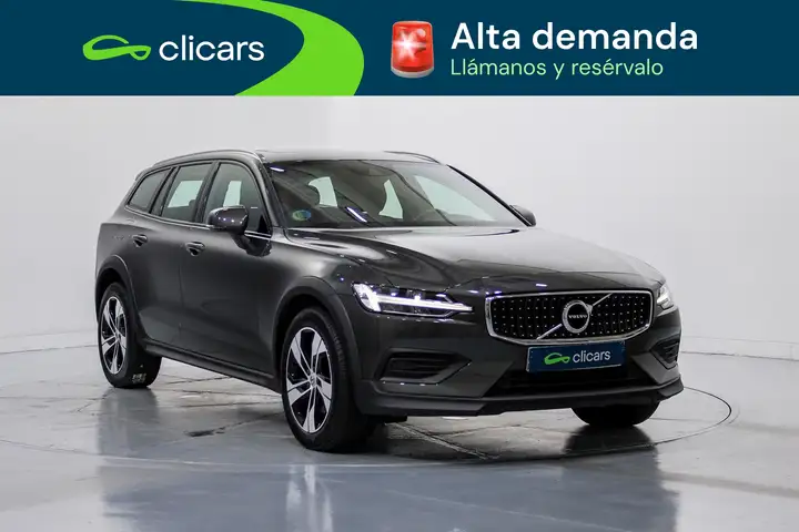Volvo S60 2022, foto 3