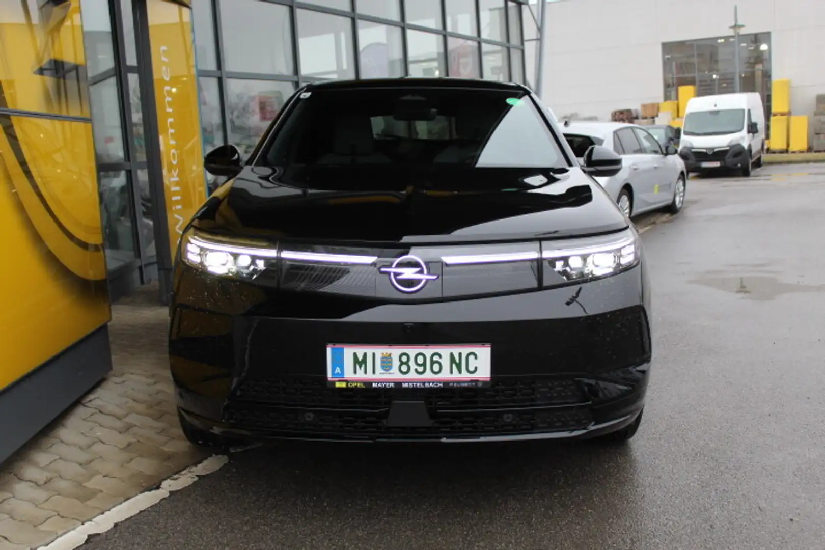 Opel Grandland Electric 73kWh FAF GS Schwarz - 2