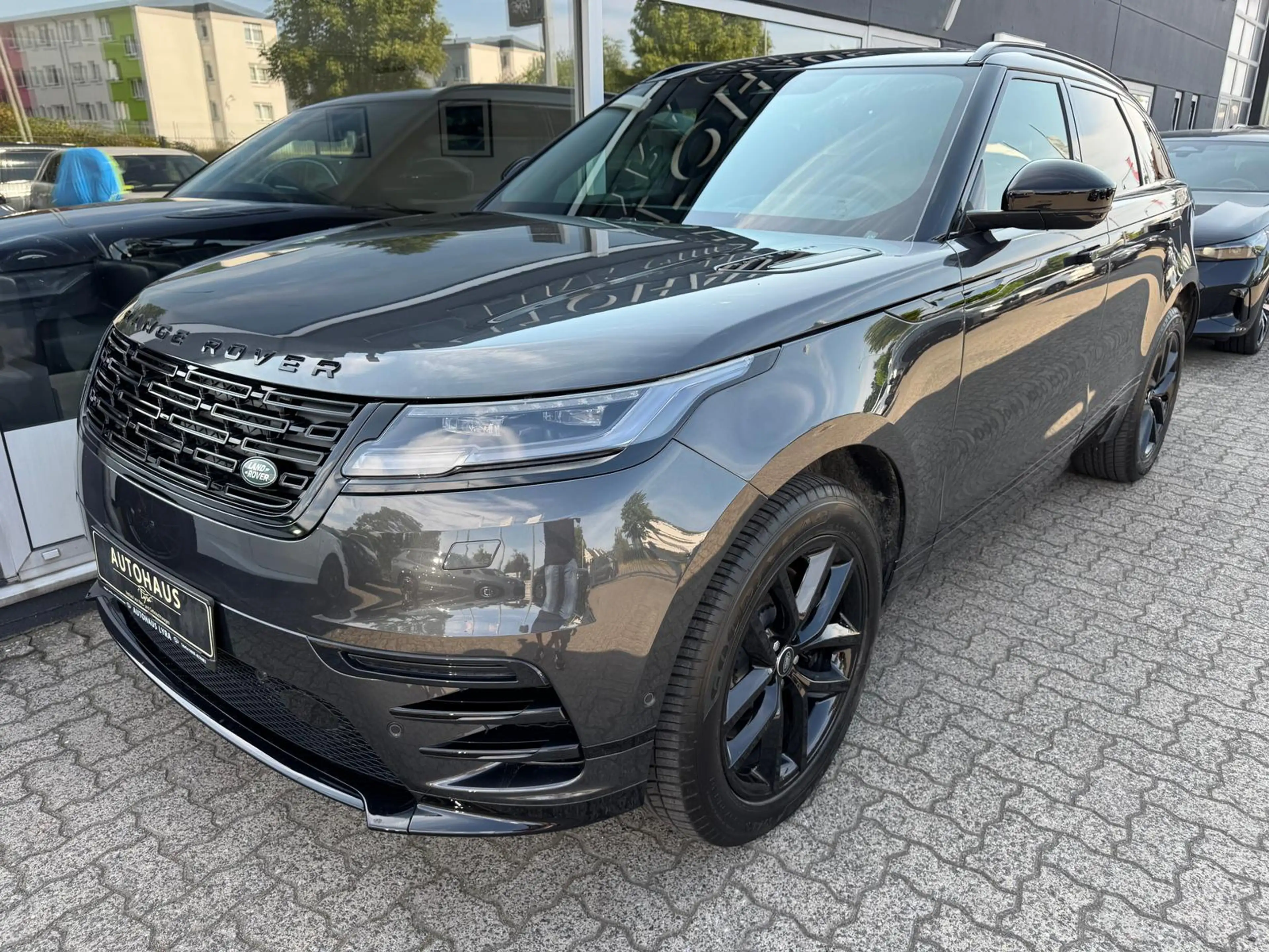 Land Rover Range Rover Velar D300 Autobiography — photo 3