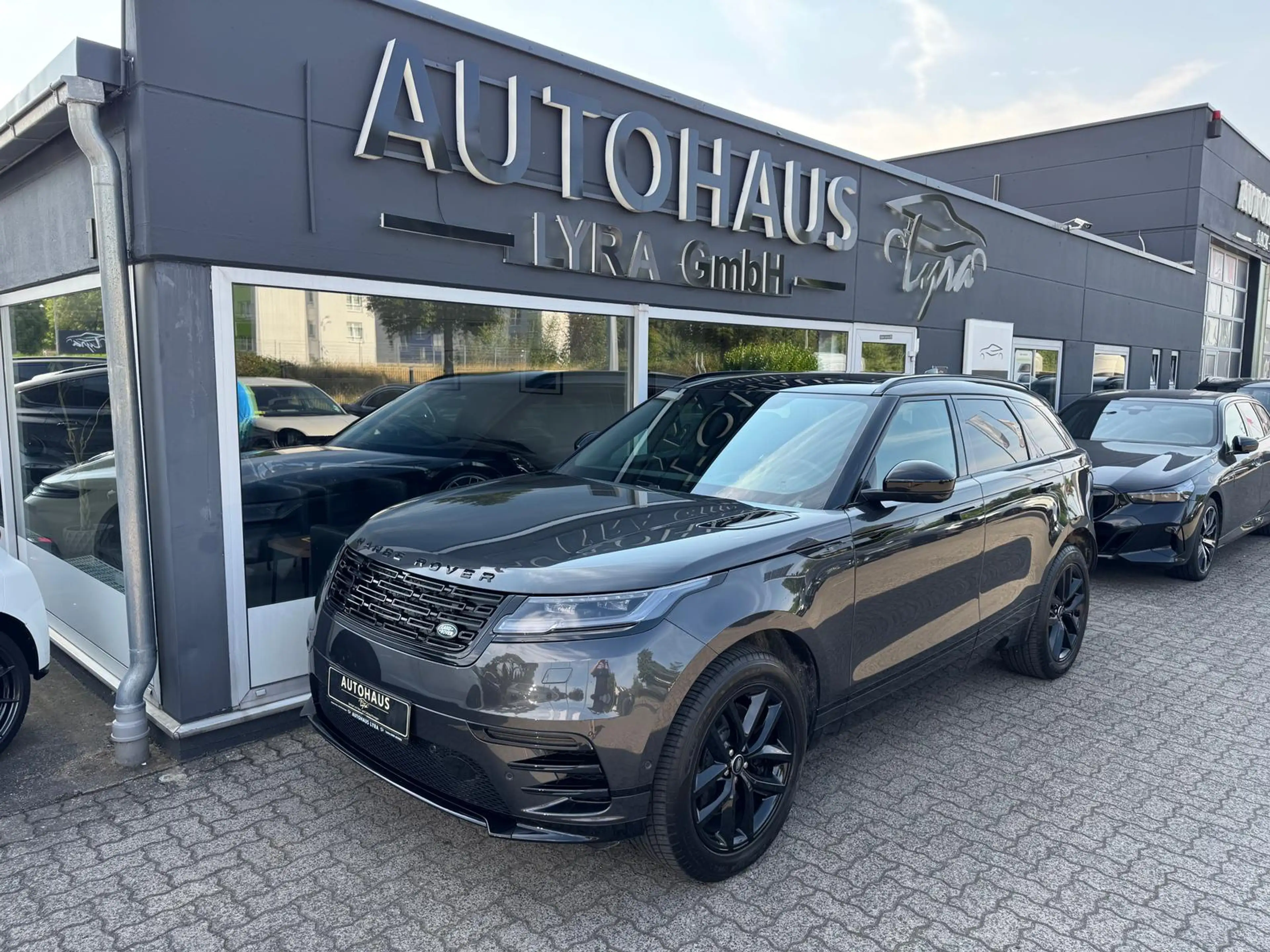 Land Rover Range Rover Velar D300 Autobiography — photo 2
