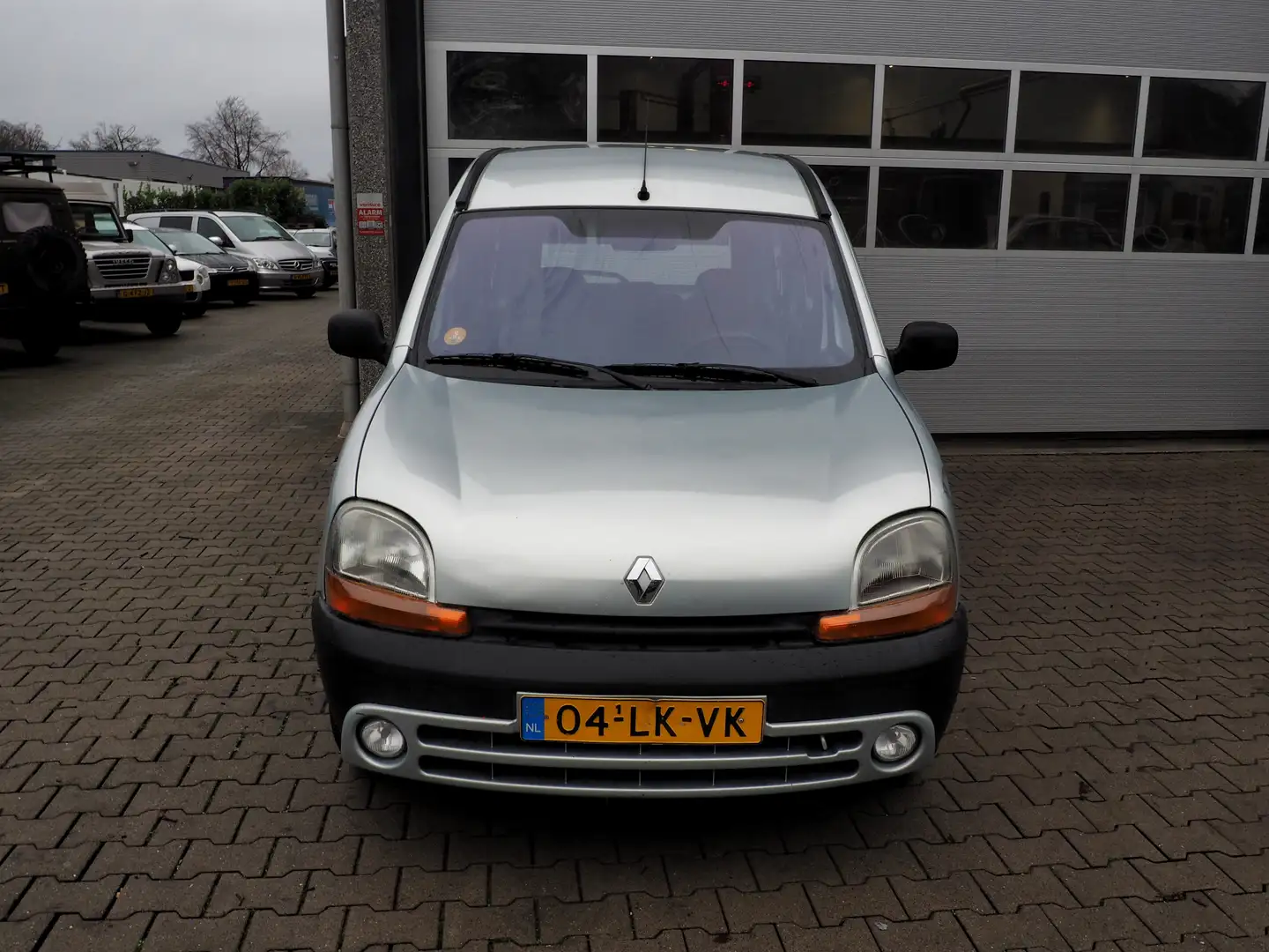 Renault Kangoo 1.4 Privilège EXPORT!! AUTOMAAT. Grau - 2