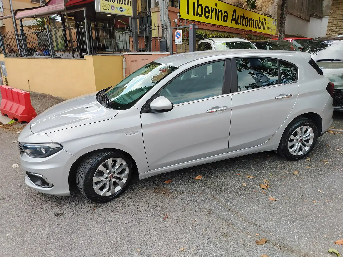 Fiat Tipo Tipo 5p 1.3 mjt 95cv Lounge+businnes pack/euro 6d Argento - 1