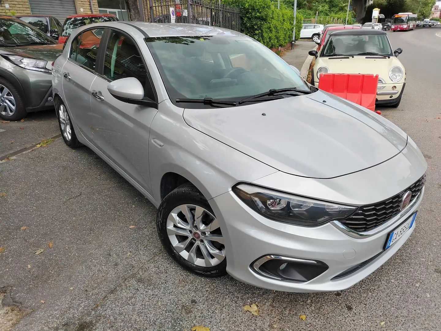 Fiat Tipo Tipo 5p 1.3 mjt 95cv Lounge+businnes/euro 6d/full Argent - 2