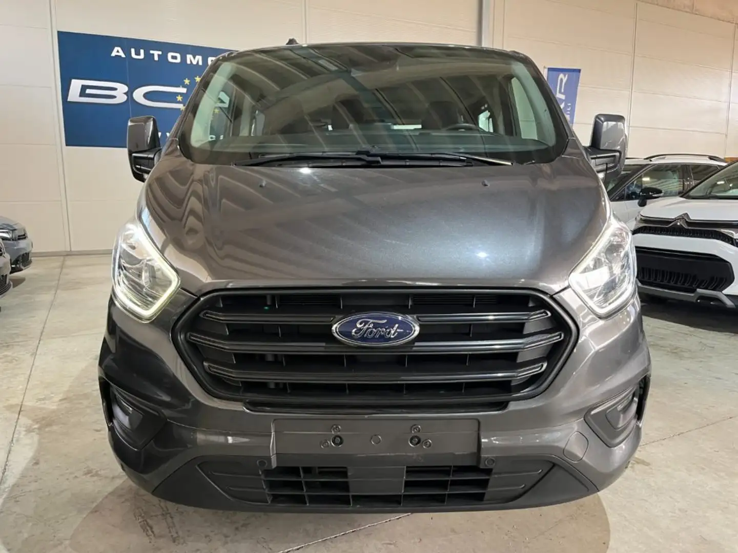Ford Tourneo Custom 2.0D 130CV Combi Trend 9 POSTI CAR PLAY/PARK PLUS Gris - 2