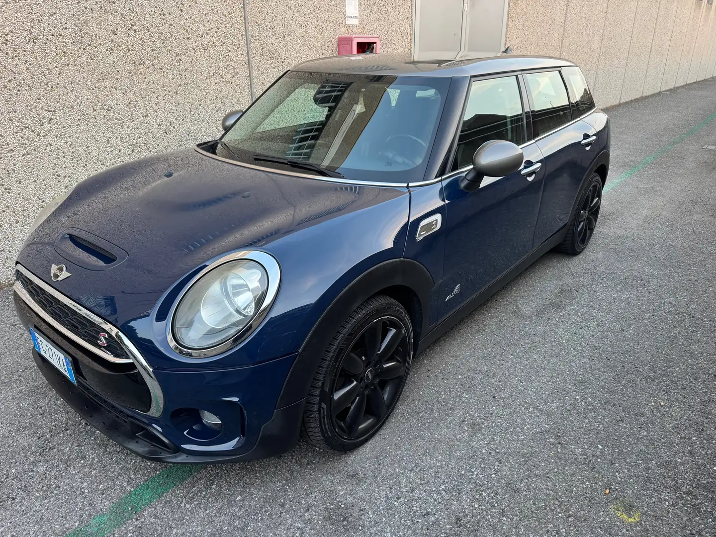MINI Cooper SD Clubman Mini IV F54 2016 Clubman 2.0 Business all4 auto Albastru - 1