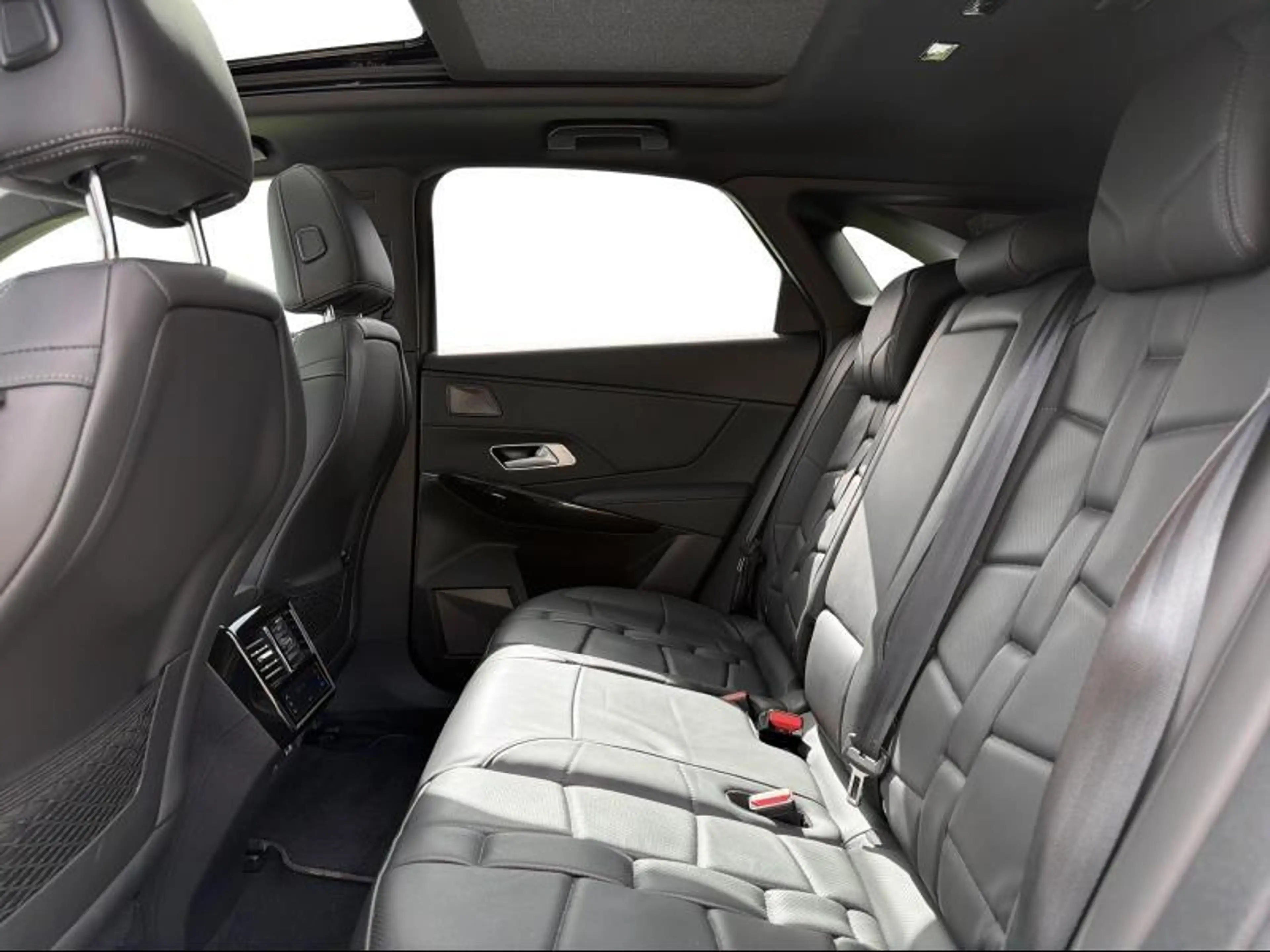 DS Automobiles DS 7 BLUEHDI 130 AUTOMATIC ETOILE — photo 9