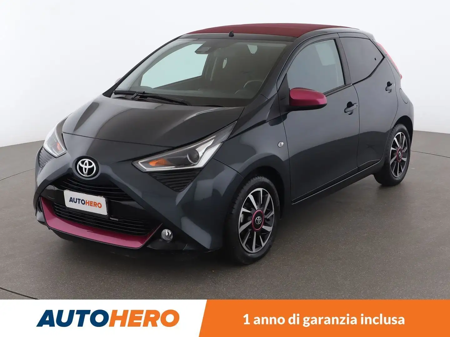 Toyota Aygo 1.0 x-wave 72 CV Grigio - 1