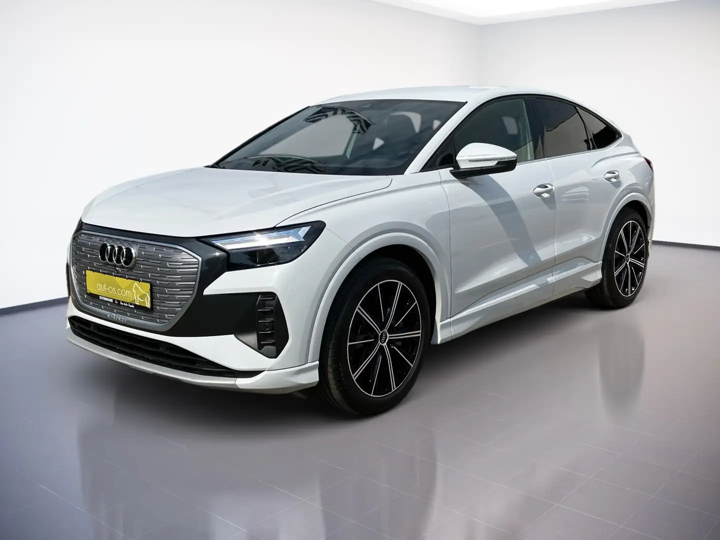 Audi Q4 e-tron Q4 Sportback e-tron S-LINE 40 204PS.LED.NAVI.VIRTU Blanc - 2