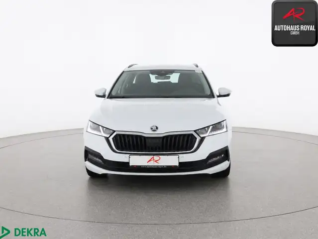 Skoda Octavia view 8