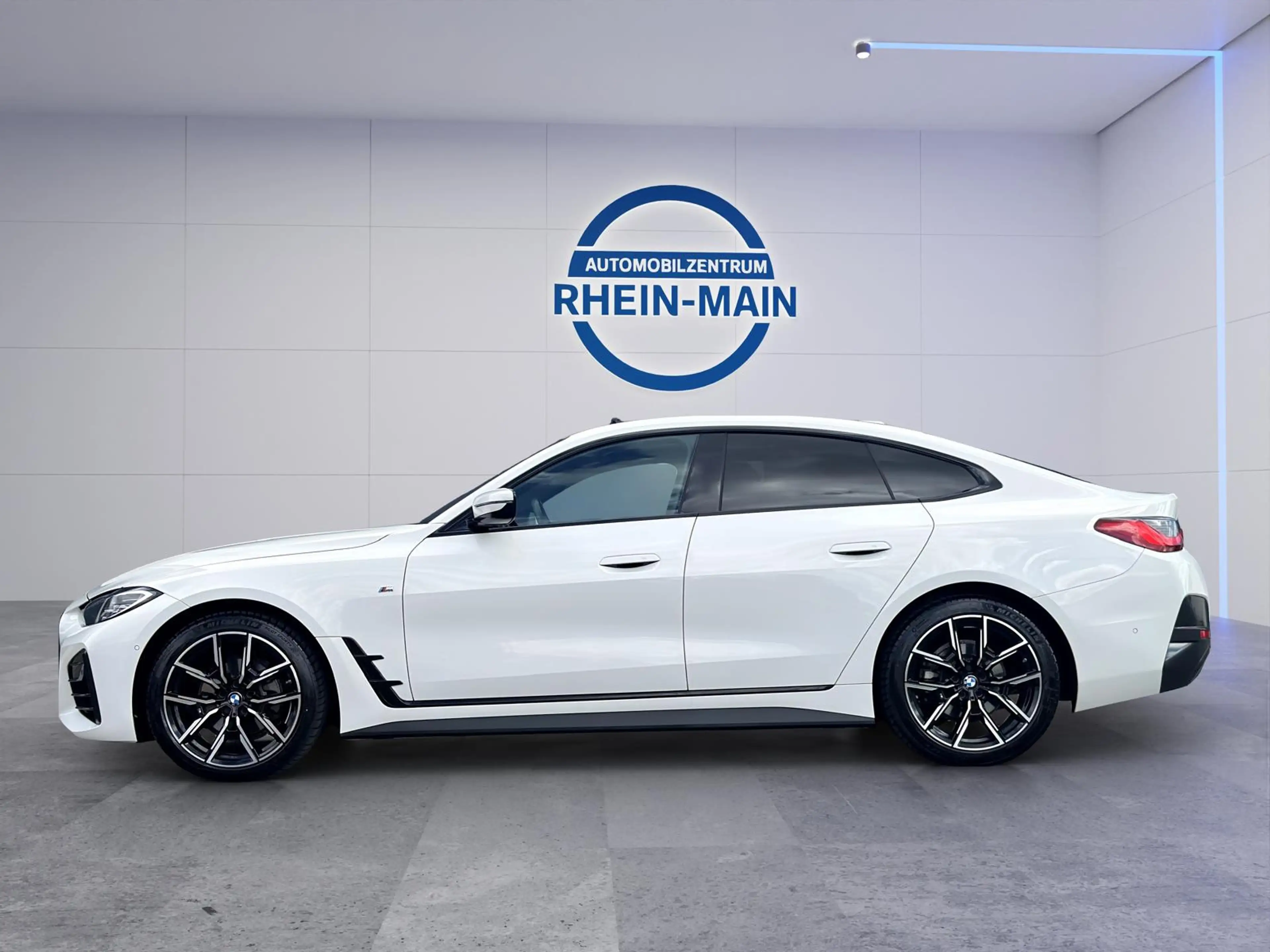 BMW 420 420 d M Sport PANO — photo 2