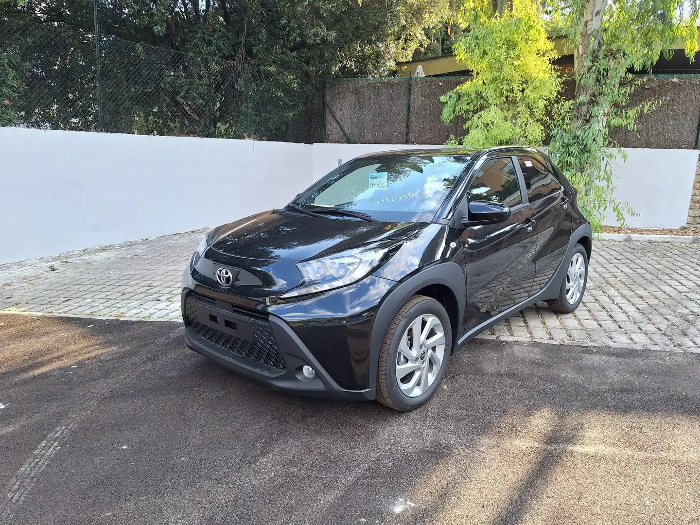 Toyota Aygo Aygo X X 1.0 Active 72cv s-cvt Nero - 1