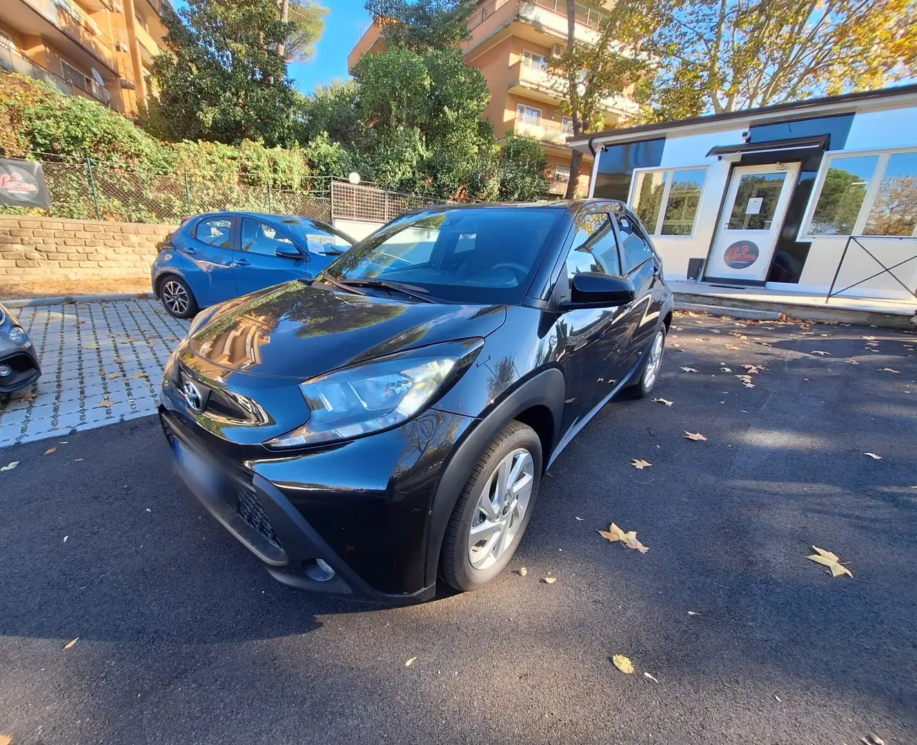 Toyota Aygo Aygo X X 1.0 Active 72cv s-cvt Nero - 1
