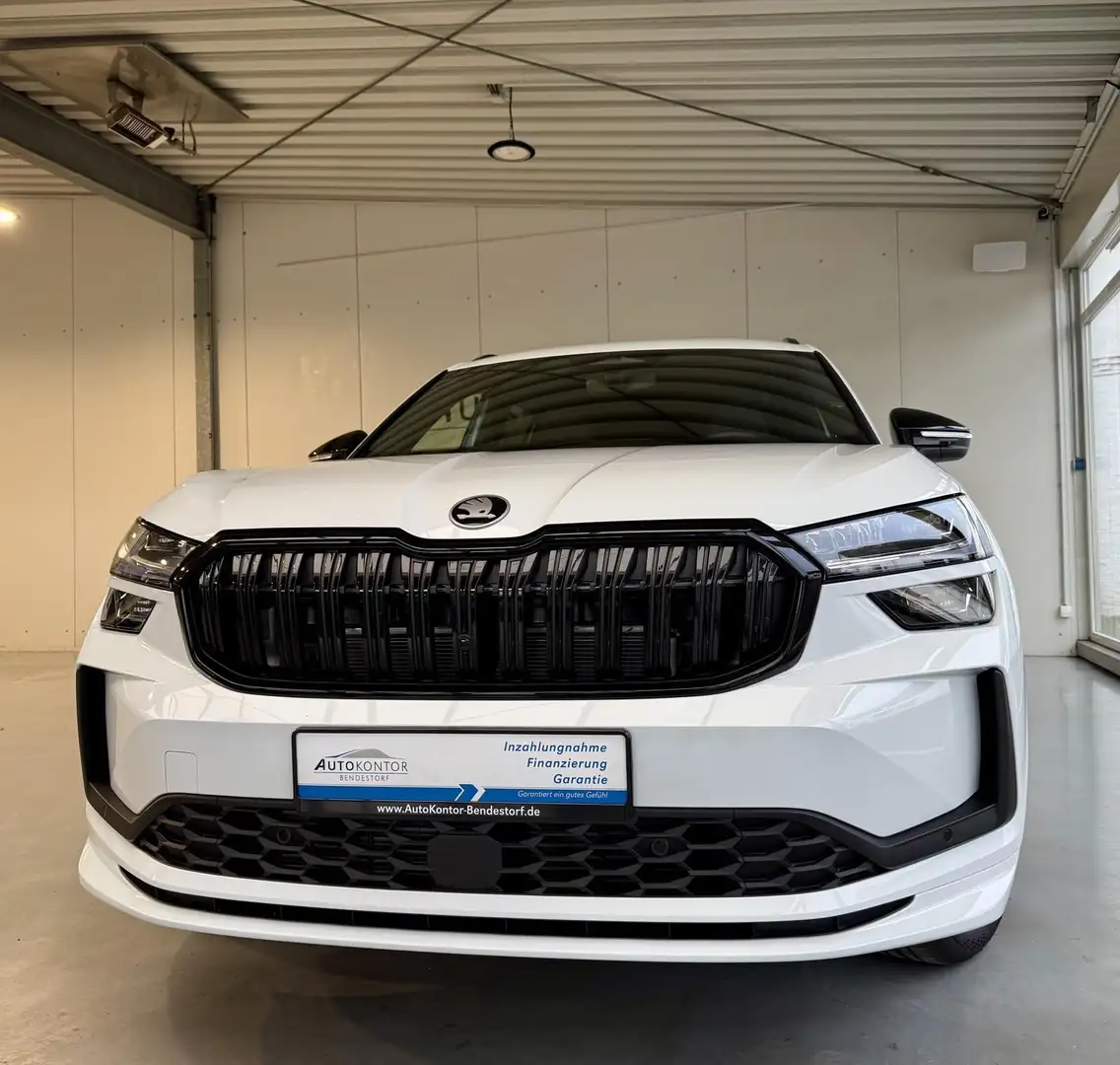 Skoda Kodiaq Sportline Autom., *LED *Pano *Navi *ACC *Kamera Weiß - 1
