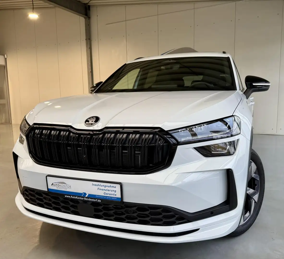 Skoda Kodiaq Sportline Autom., *LED *Pano *Navi *ACC *Kamera Weiß - 2