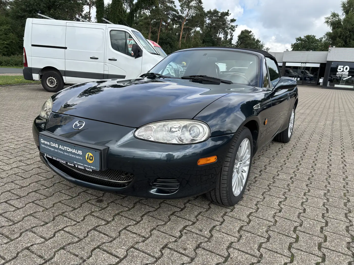 Mazda MX-5 1.6 Cabrio mit Hardtop NP Impulse Sondermodell Vert - 1