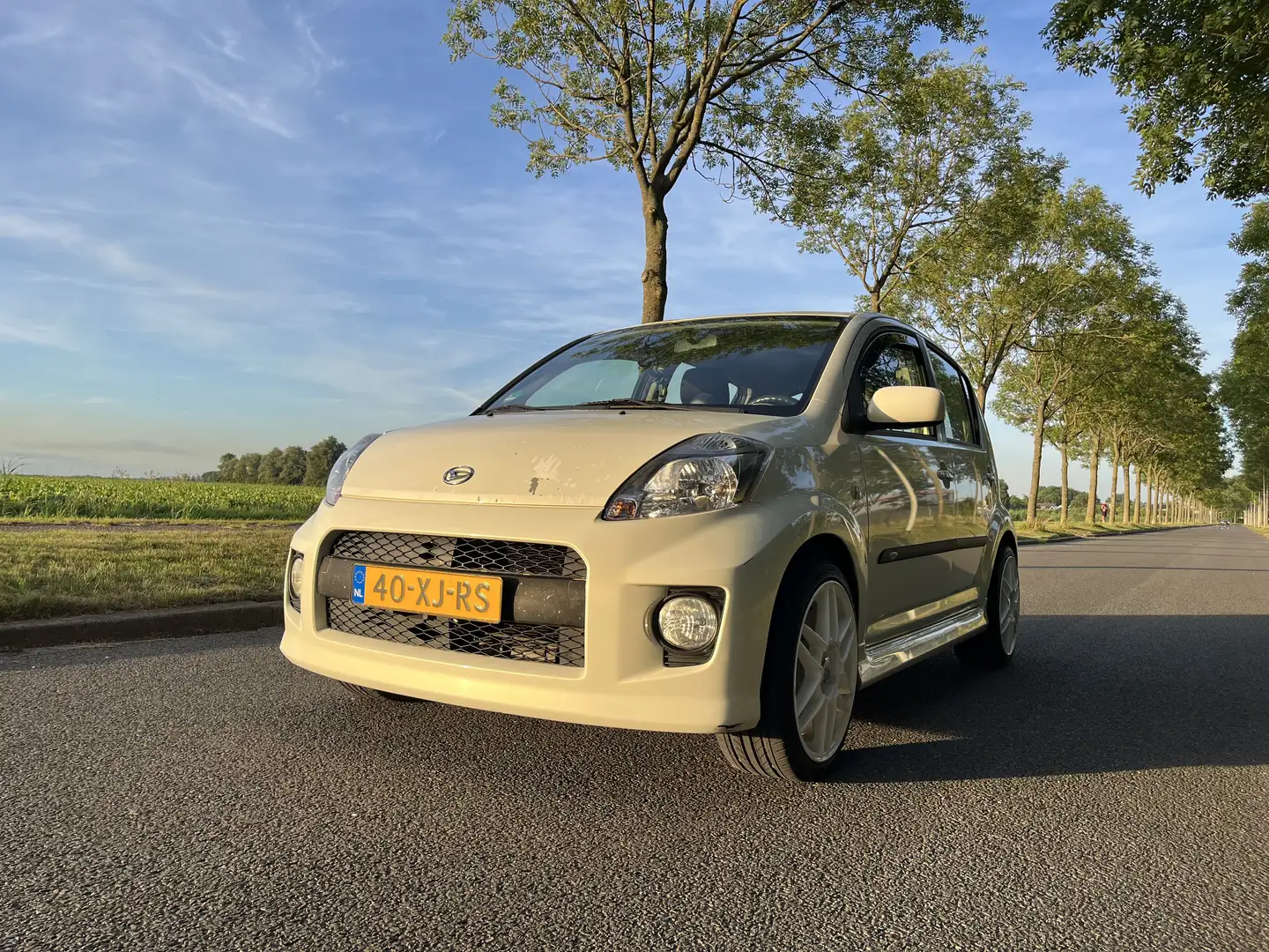 Daihatsu Sirion 1.3-16V Comfort Wit - 2
