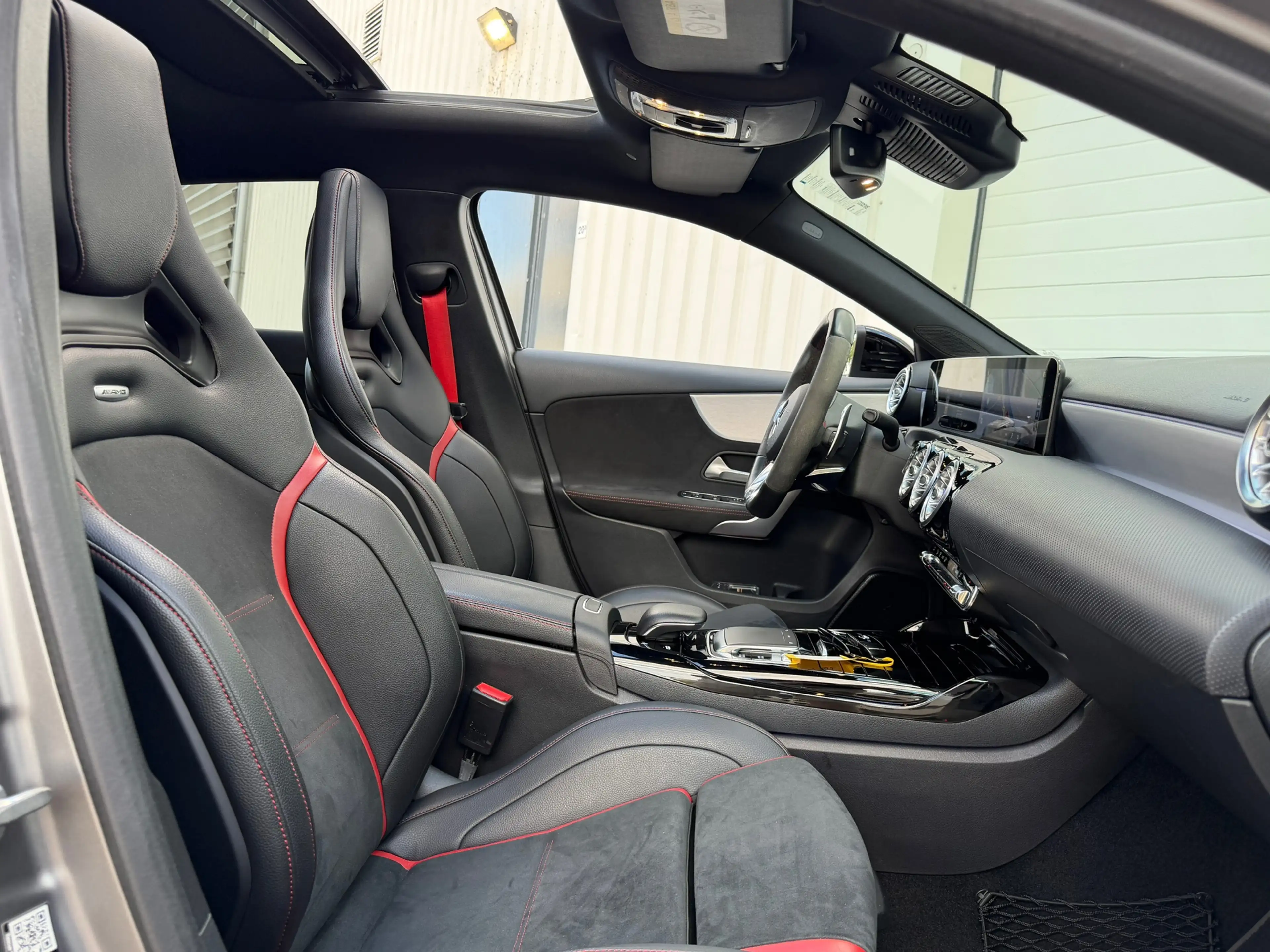 Mercedes-Benz A 45 AMG S 4MATIC+ Pano|Memory|Carplay|421PK|Driver's Packa — photo 8