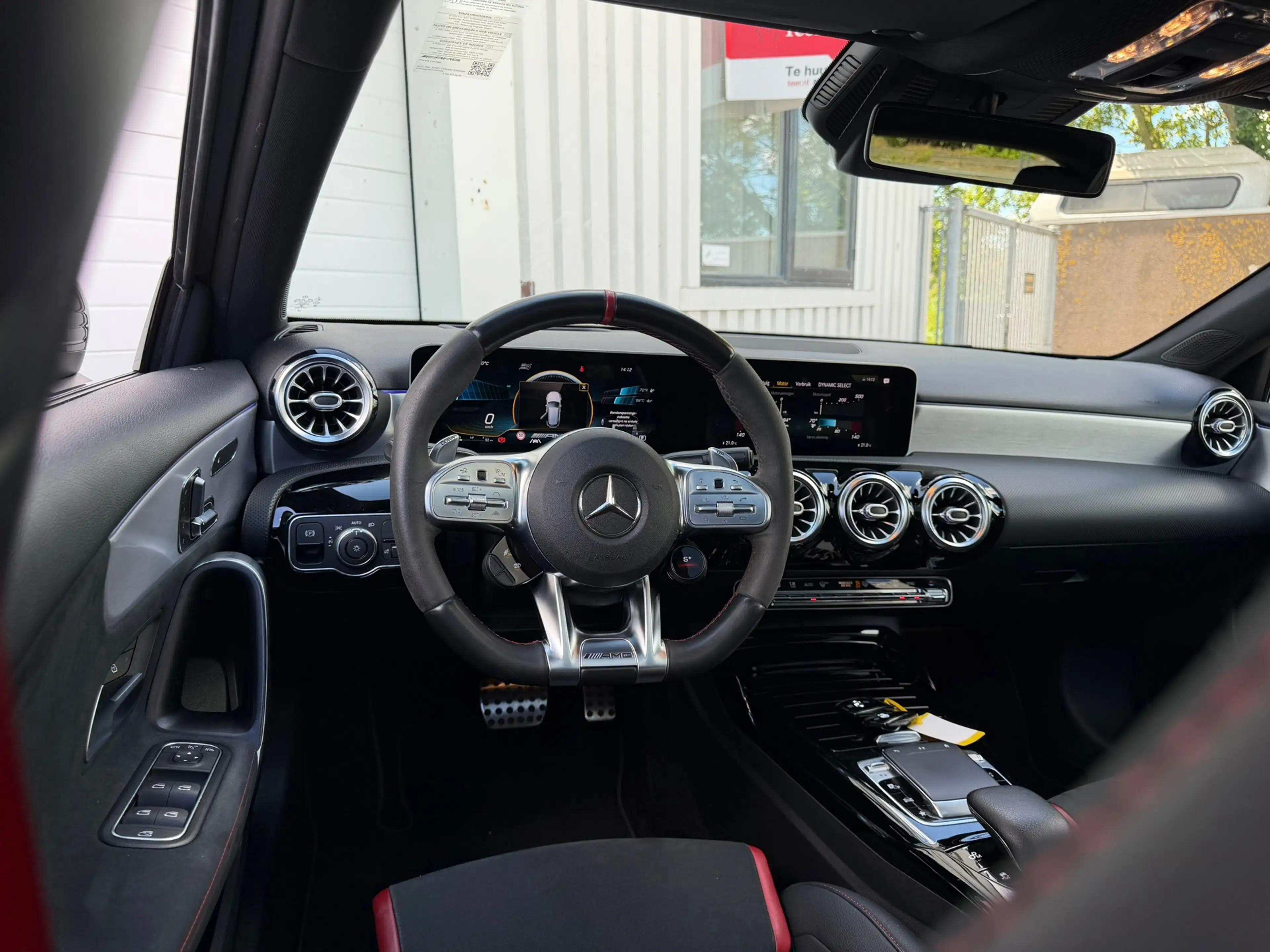 Mercedes-Benz A 45 AMG S 4MATIC+ Pano|Memory|Carplay|421PK|Driver's Packa — photo 25