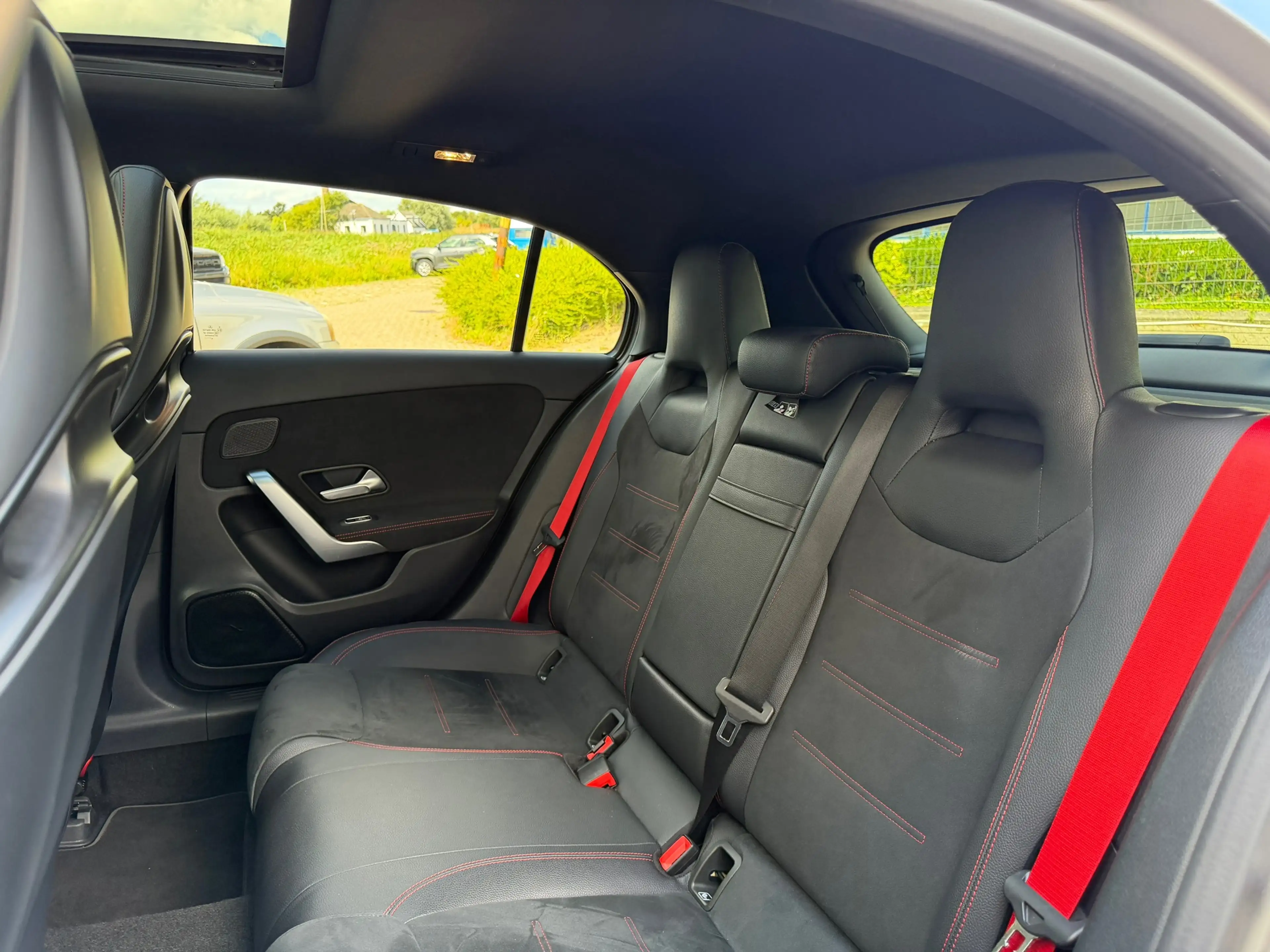 Mercedes-Benz A 45 AMG S 4MATIC+ Pano|Memory|Carplay|421PK|Driver's Packa — photo 24
