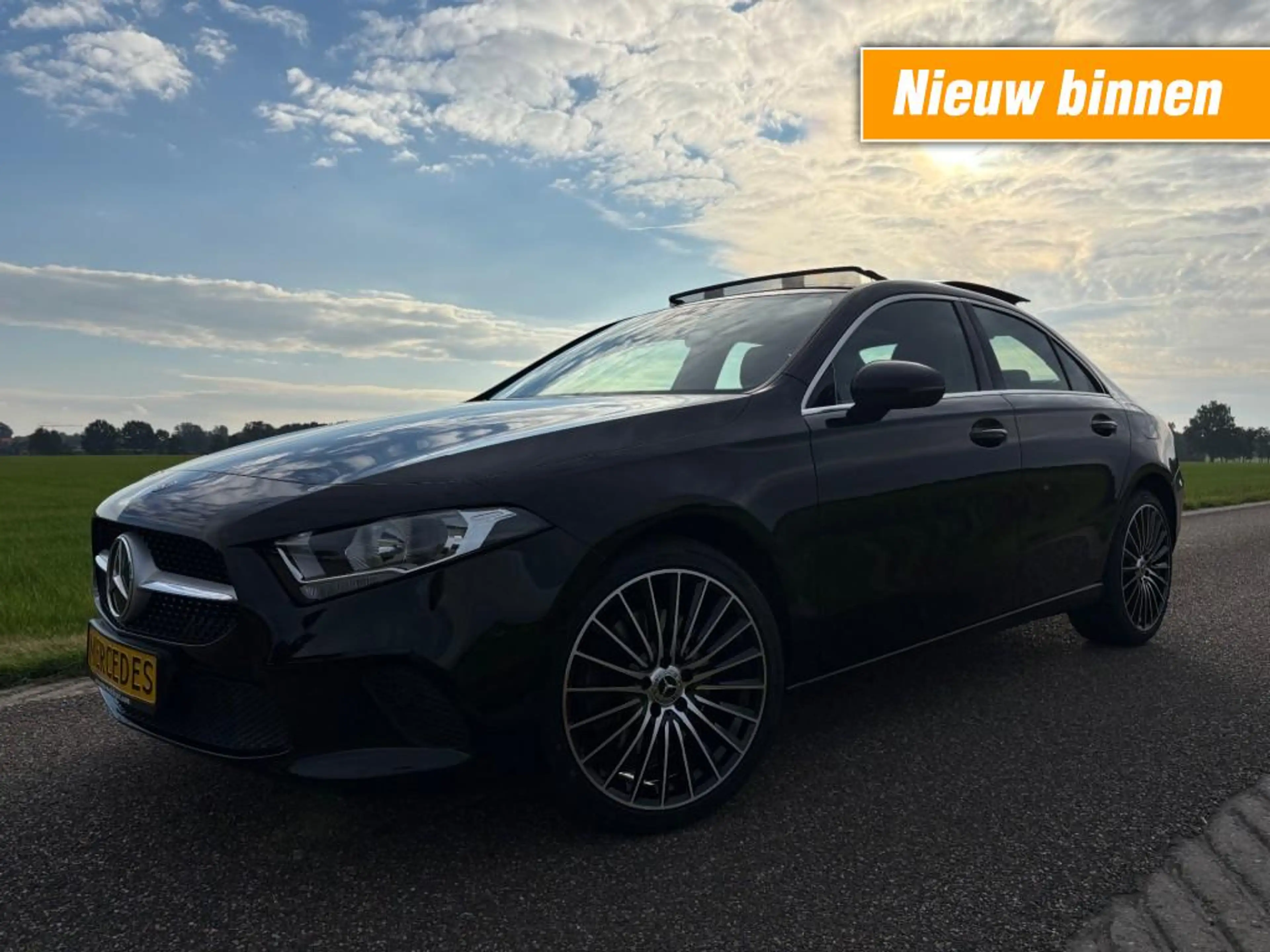 Mercedes-Benz A 250 250e / BUSINESS SOLUTION / PANO / TOPSTAAT / VOL