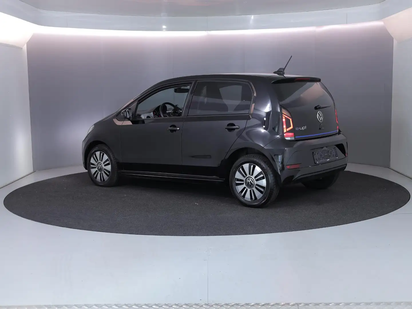 Volkswagen e-up! e-up! Style 83 pk | Navigatie via App | Autom. air Noir - 2