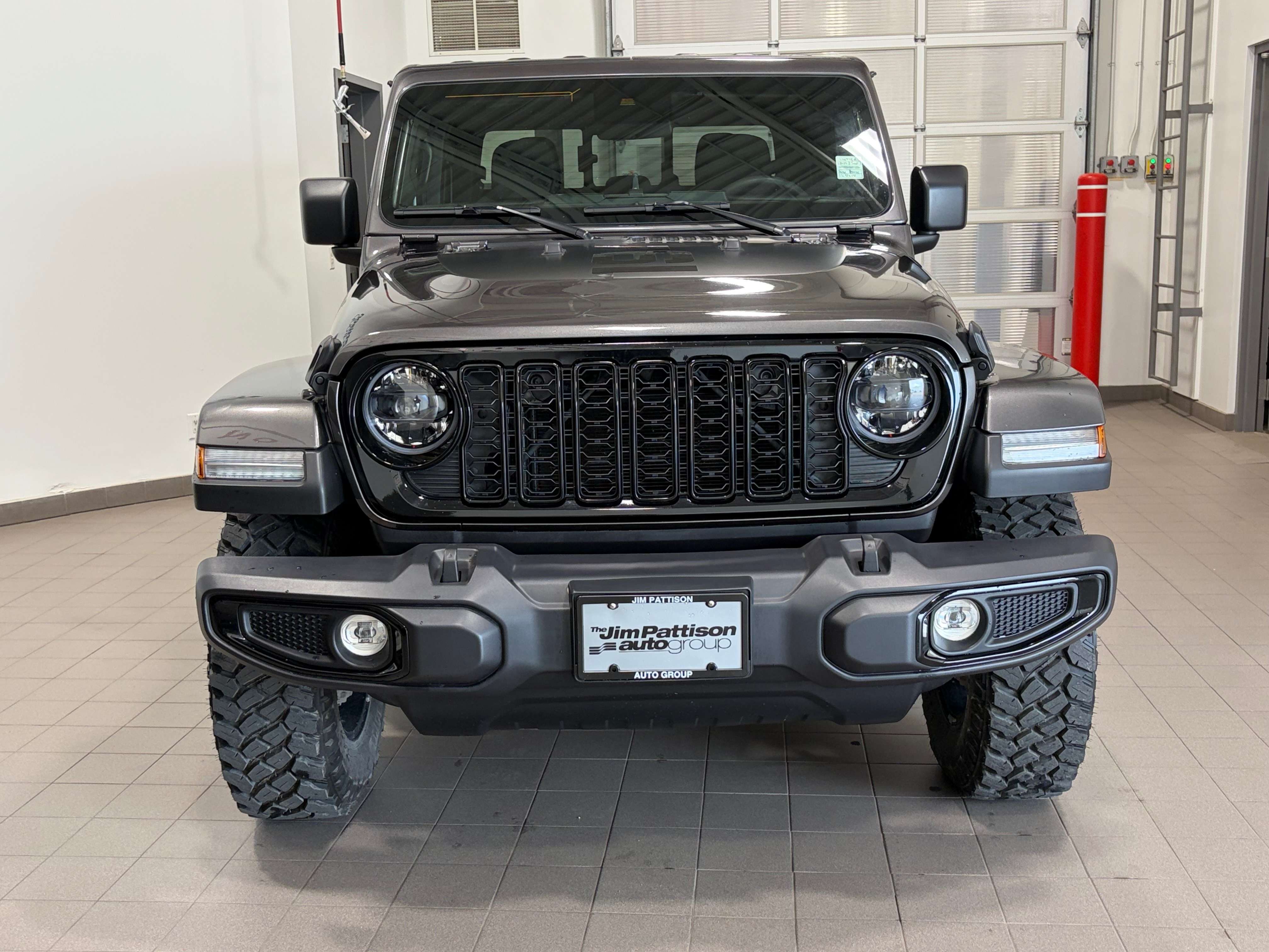 2025 Jeep Gladiator
