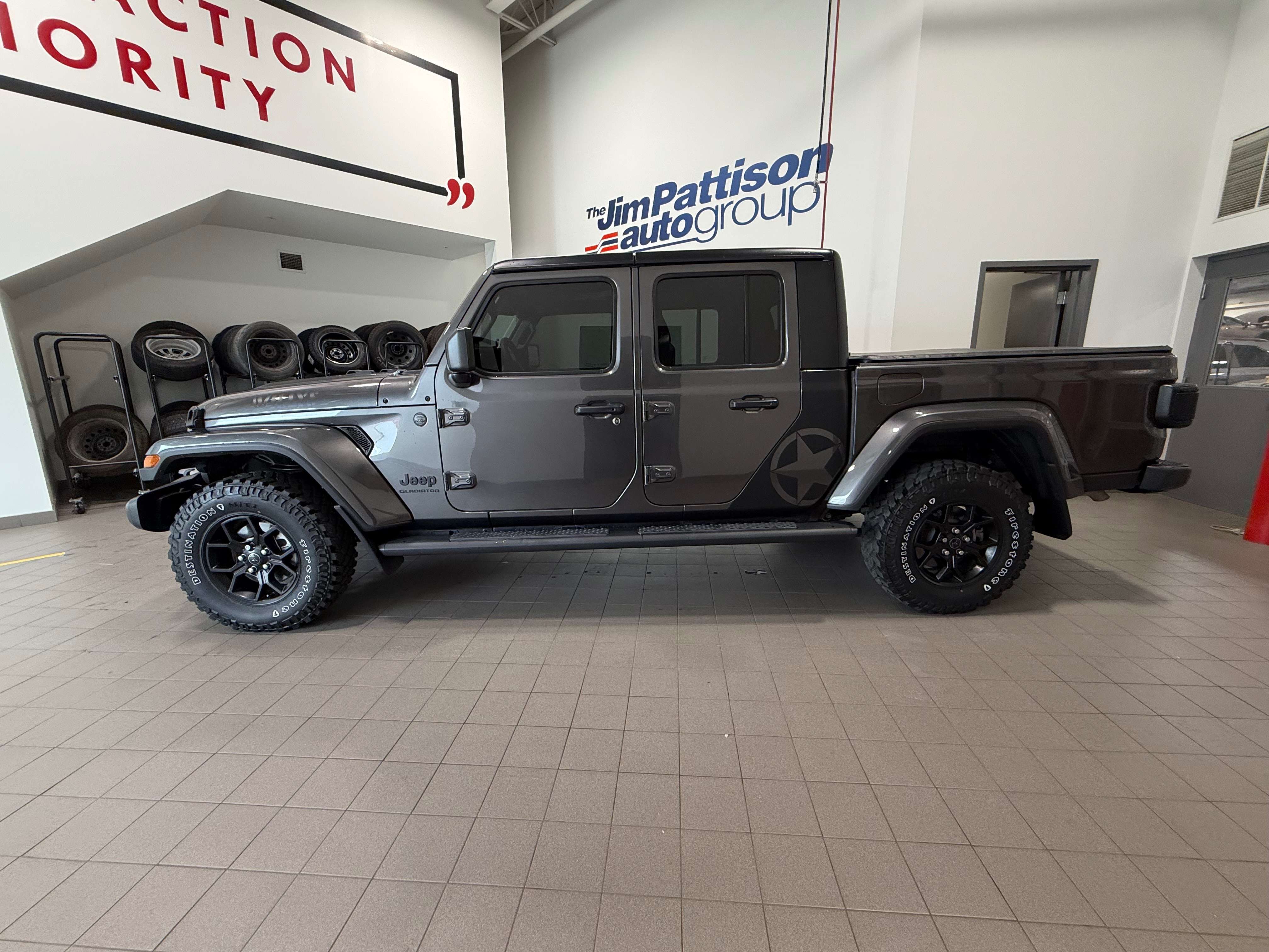 2025 Jeep Gladiator