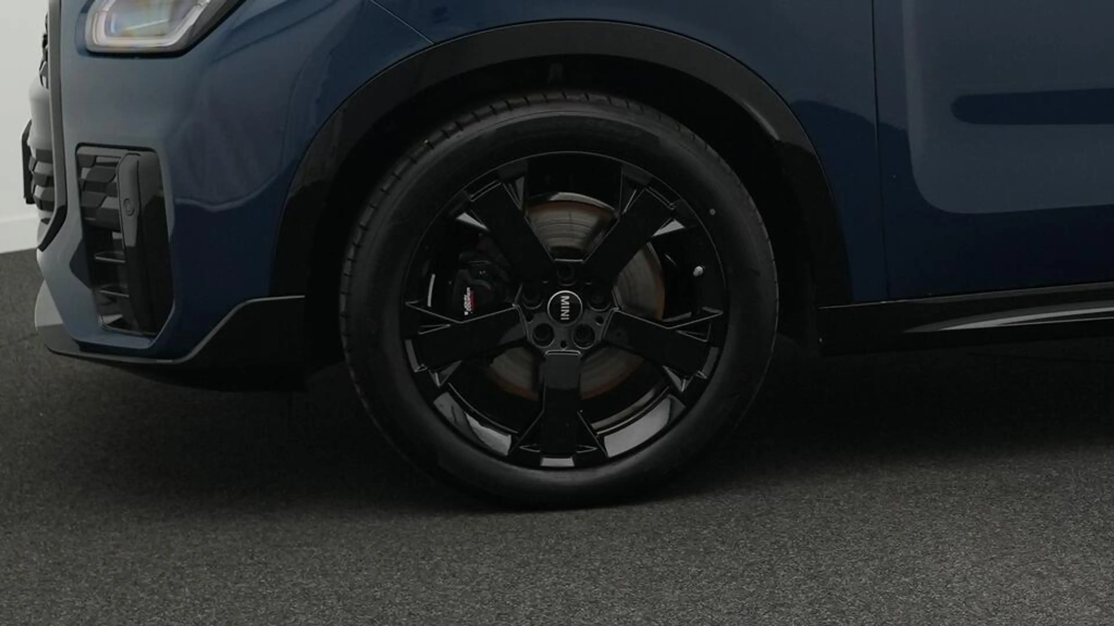 MINI Countryman C John Cooper Works Trim — photo 11