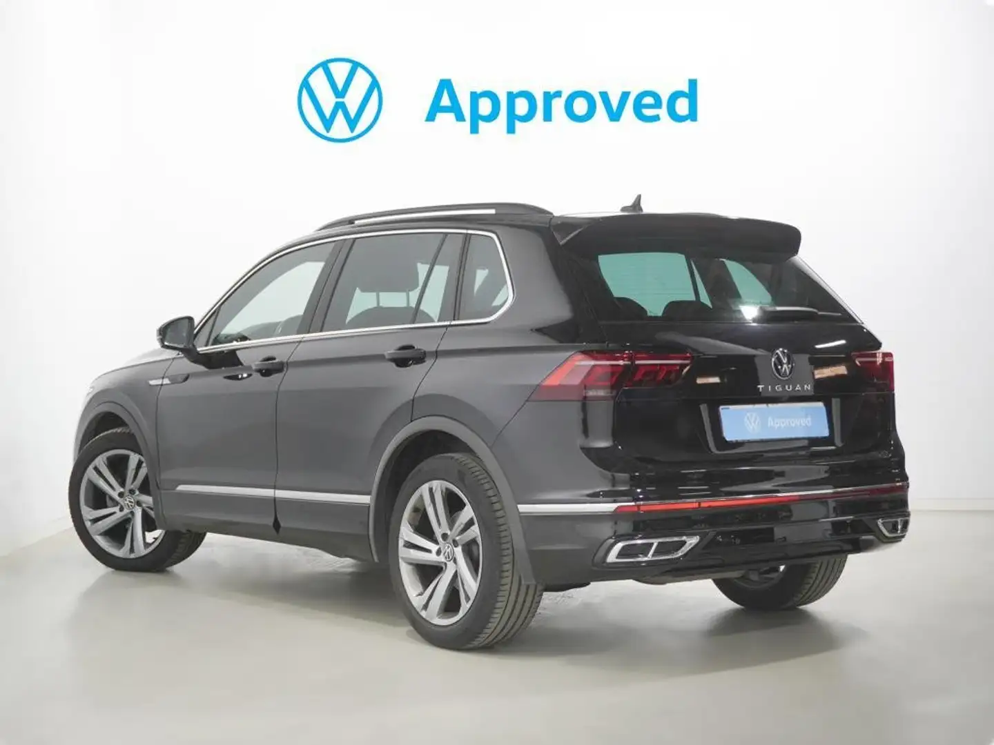 Volkswagen Tiguan 2.0TDI R-Line DSG 110kW Negro - 2