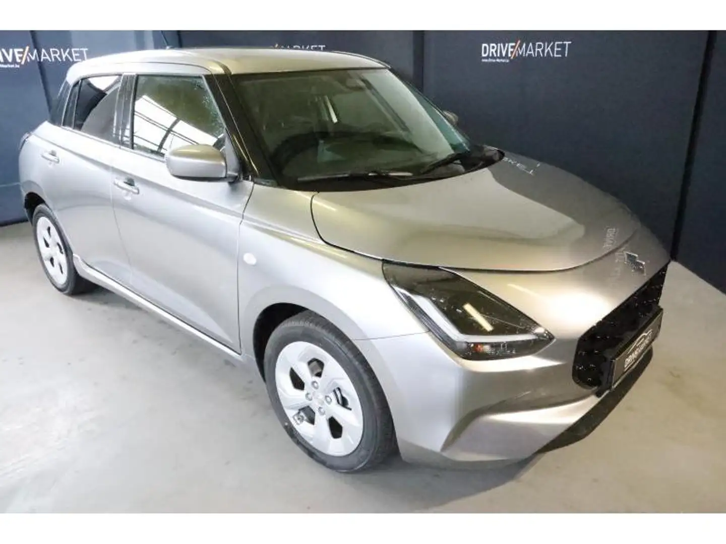 Suzuki Swift GL+ Argent - 1