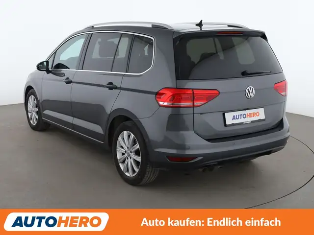 Volkswagen Touran view 4