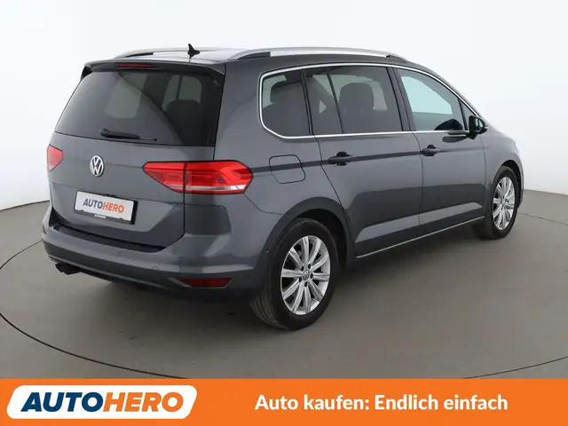 Volkswagen Touran view 6