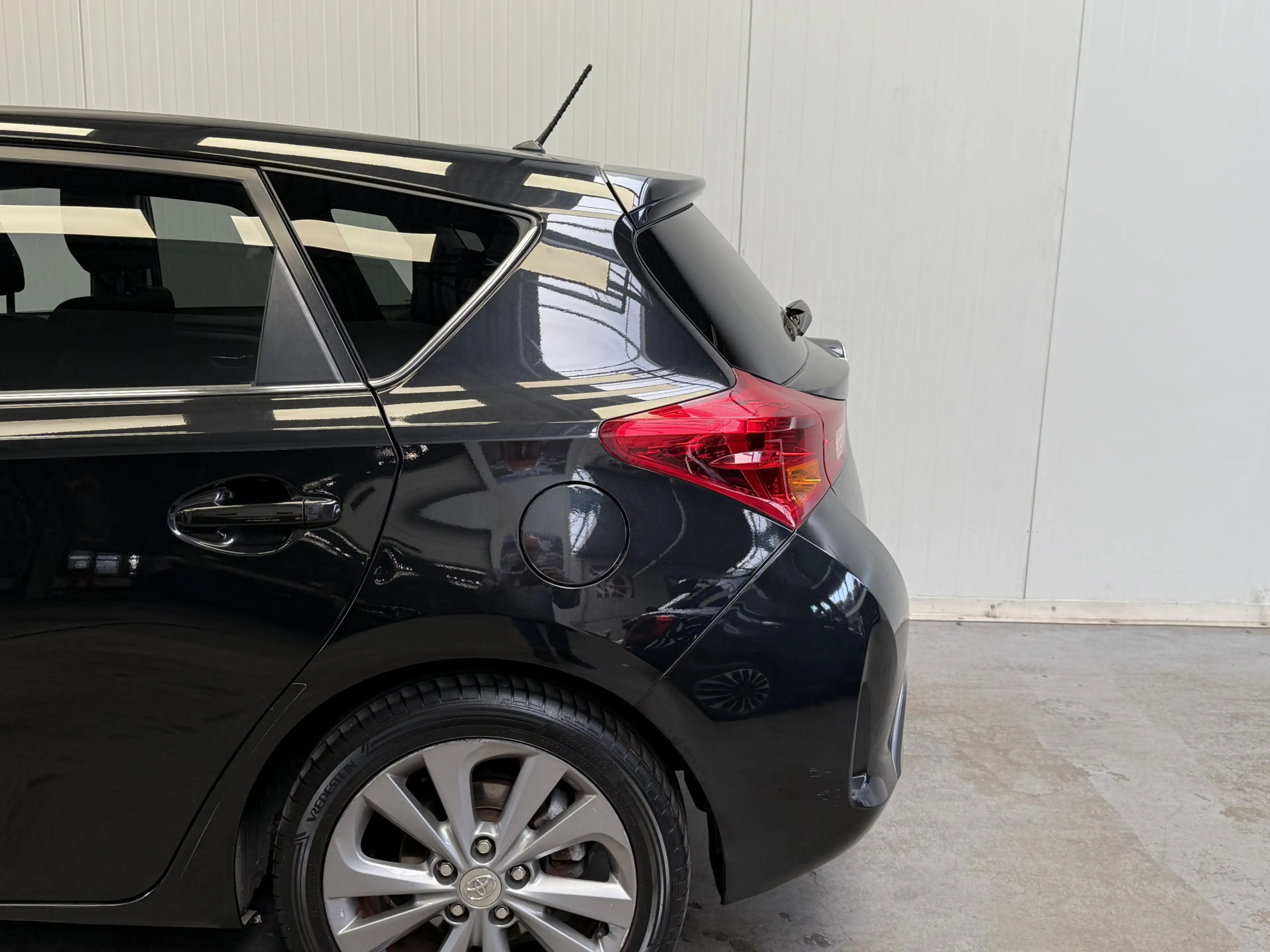 Toyota Auris 1.8 Hybrid Lease NAVI-PANORAMADAK-CAMERA-AIRCO/ECC — photo 13