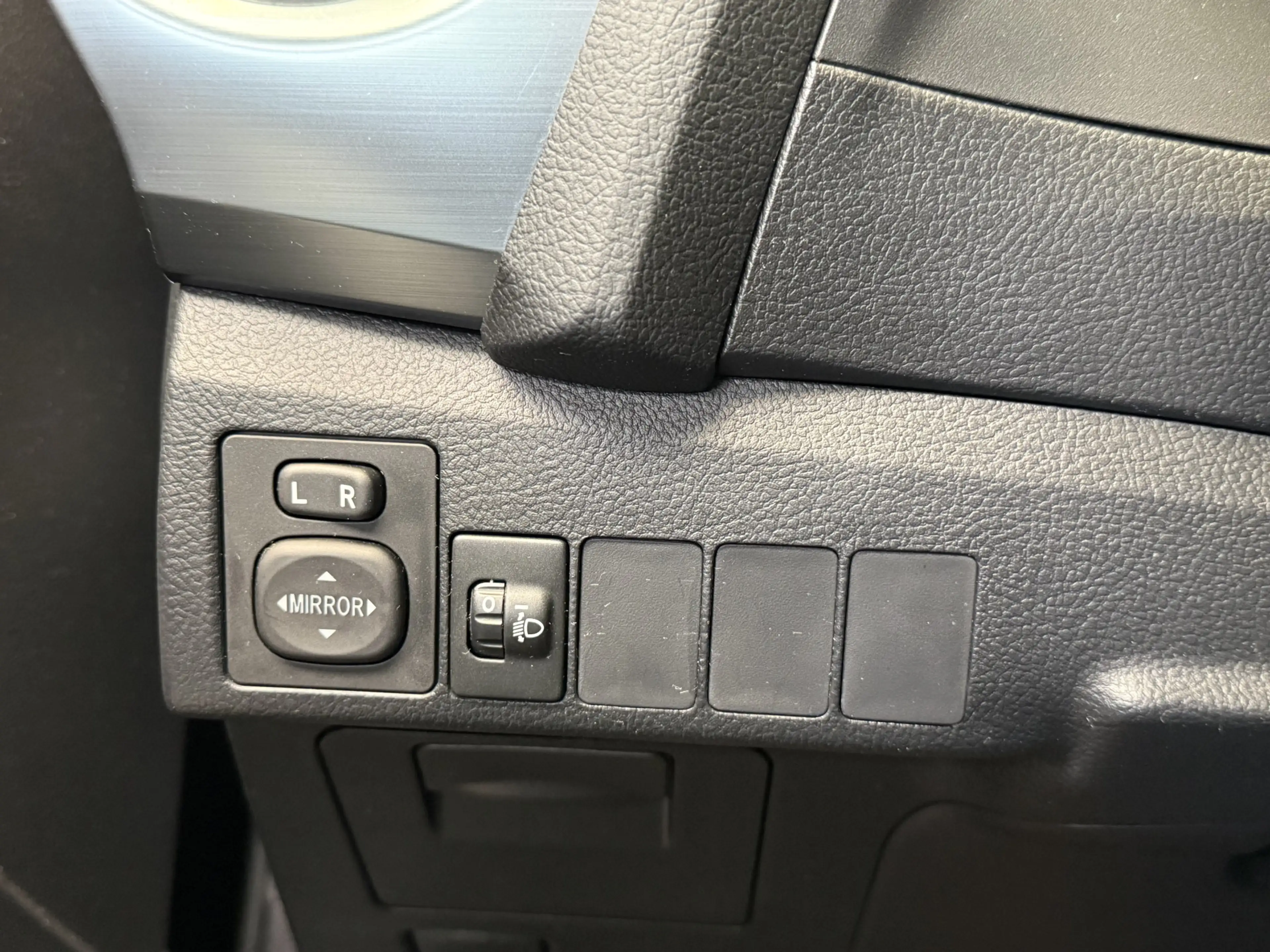 Toyota Auris 1.8 Hybrid Lease NAVI-PANORAMADAK-CAMERA-AIRCO/ECC — photo 22