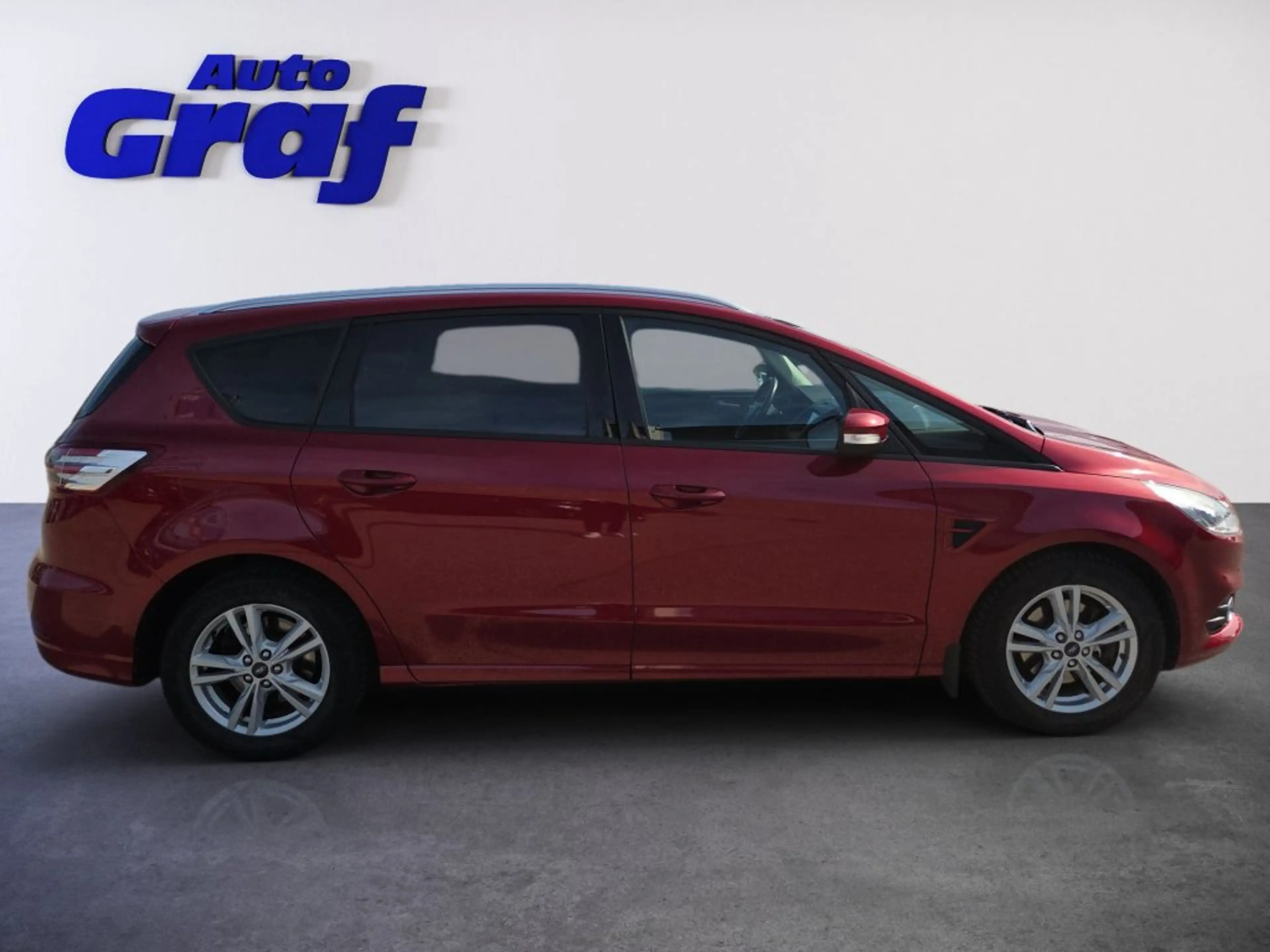 Ford S-Max Trend 2.0 EcoBlue SCR Aut. — photo 3