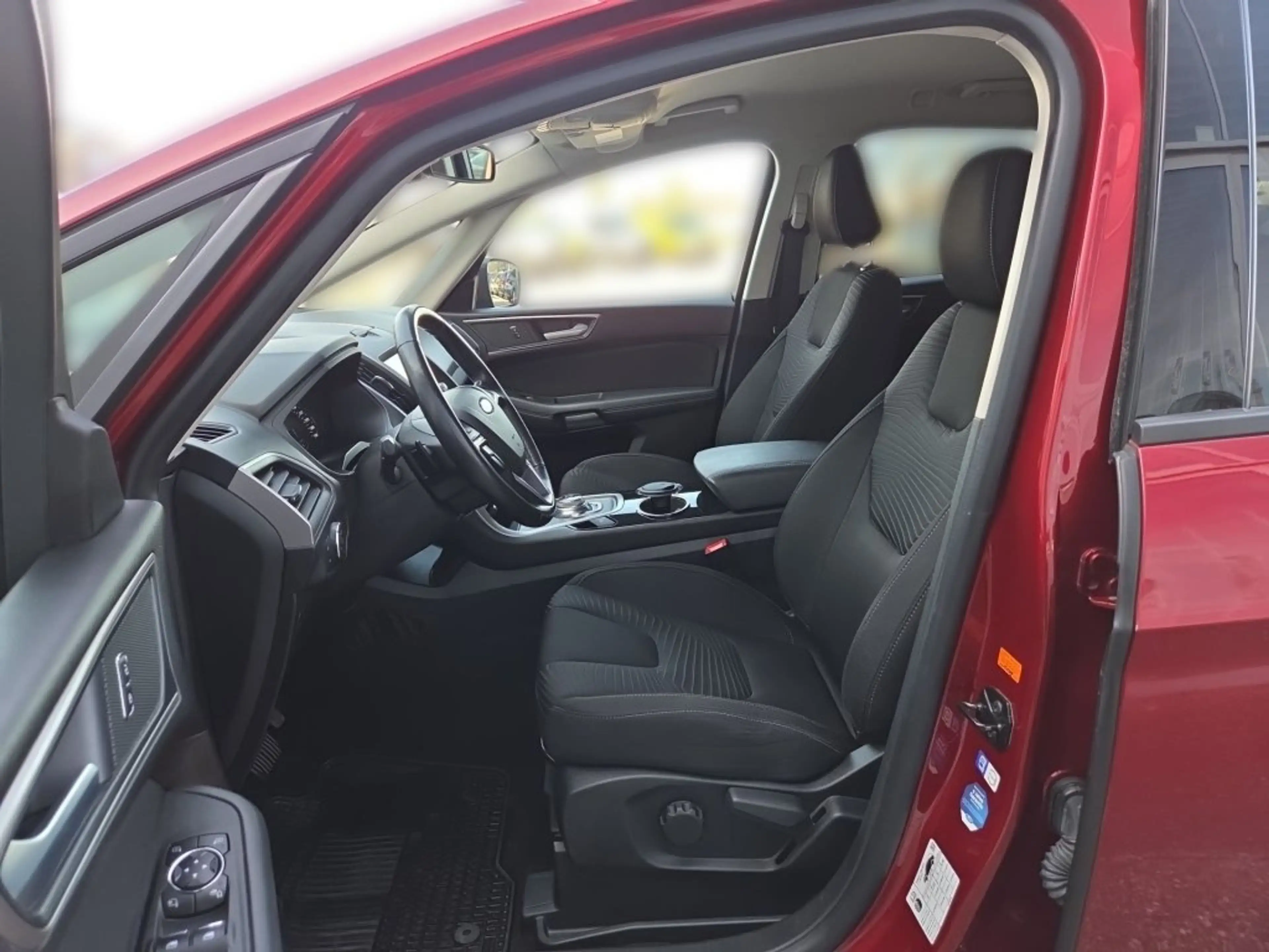 Ford S-Max Trend 2.0 EcoBlue SCR Aut. — photo 10