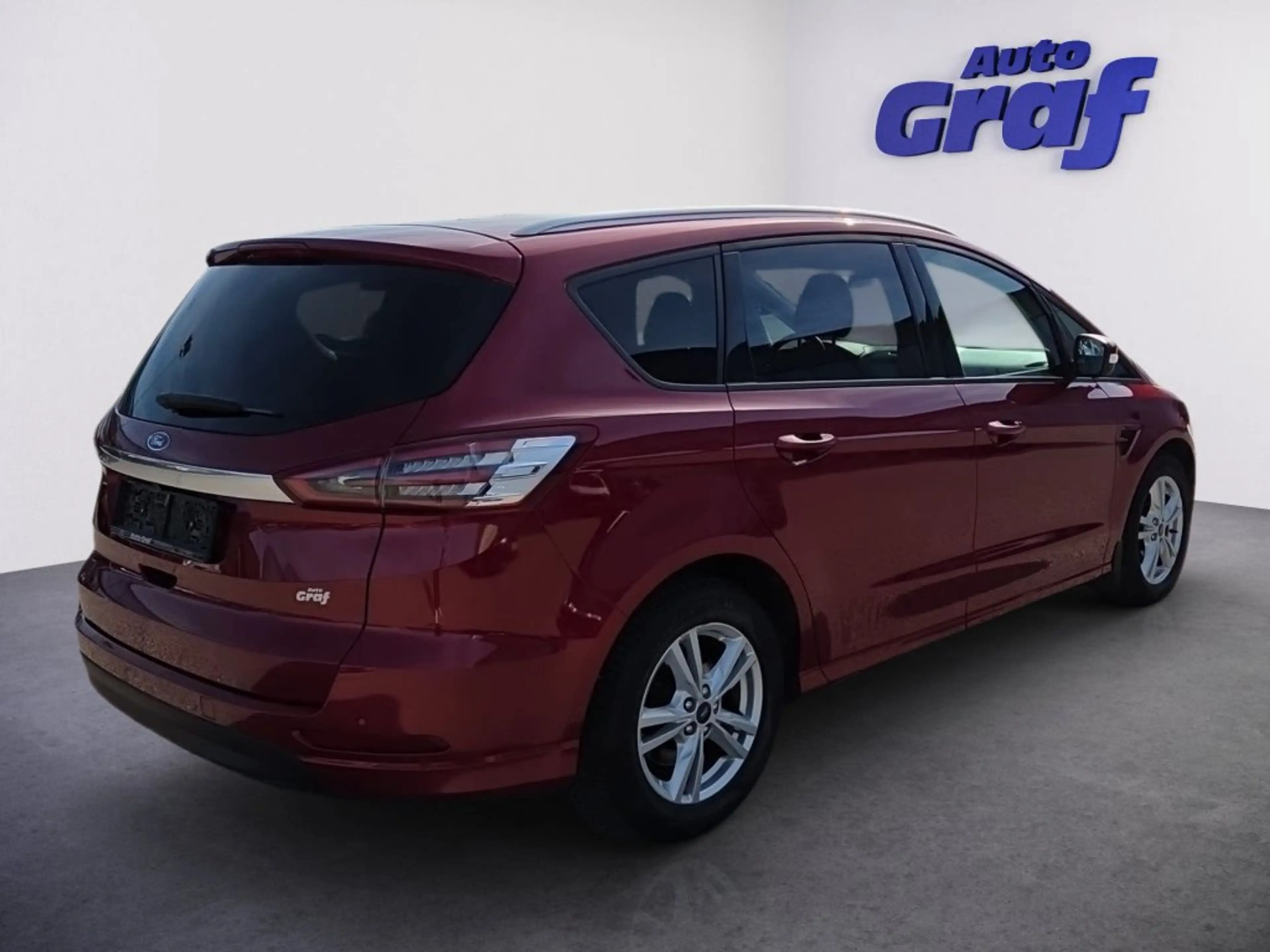 Ford S-Max Trend 2.0 EcoBlue SCR Aut. — photo 4