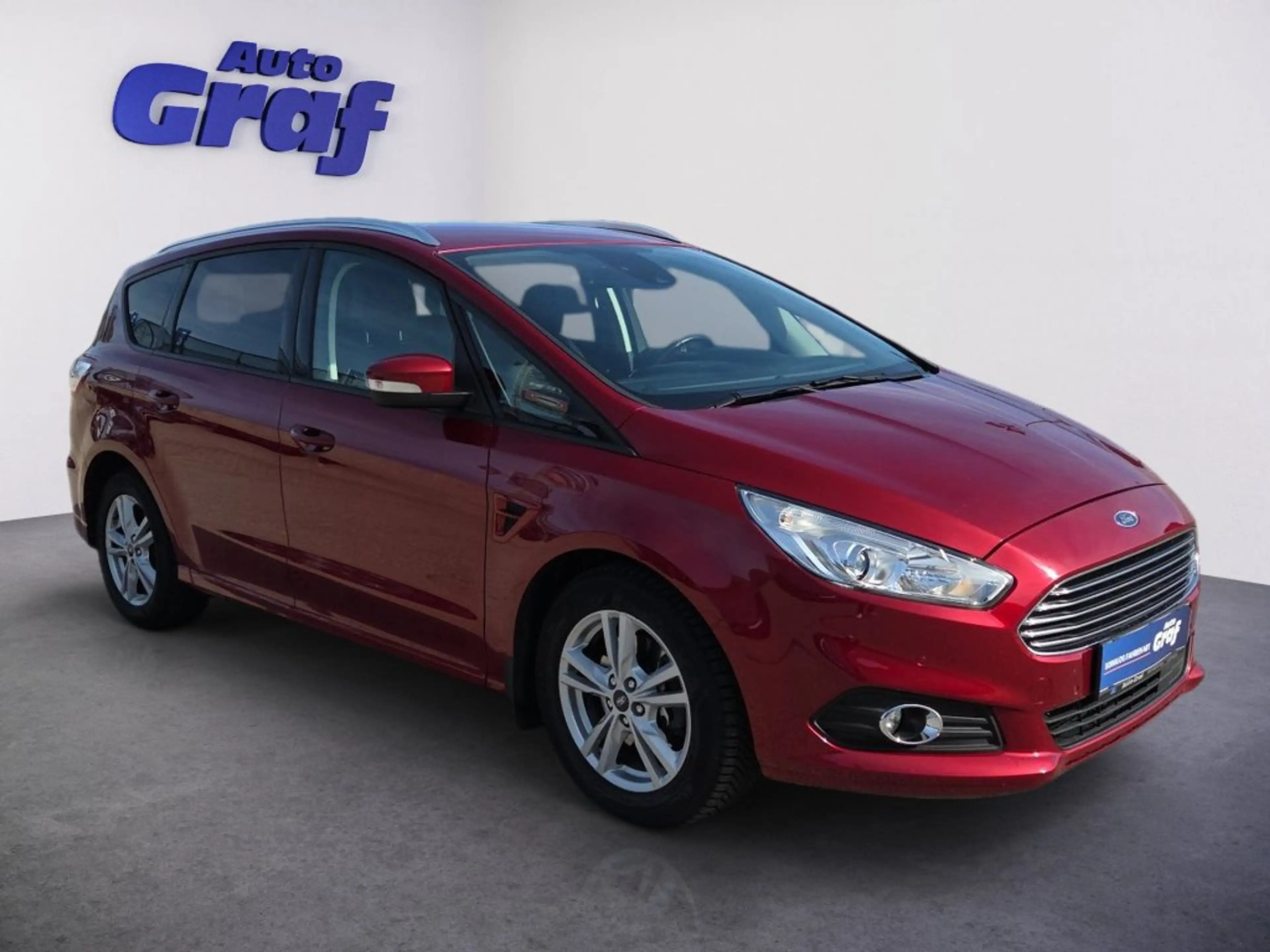 Ford S-Max Trend 2.0 EcoBlue SCR Aut. — photo 2
