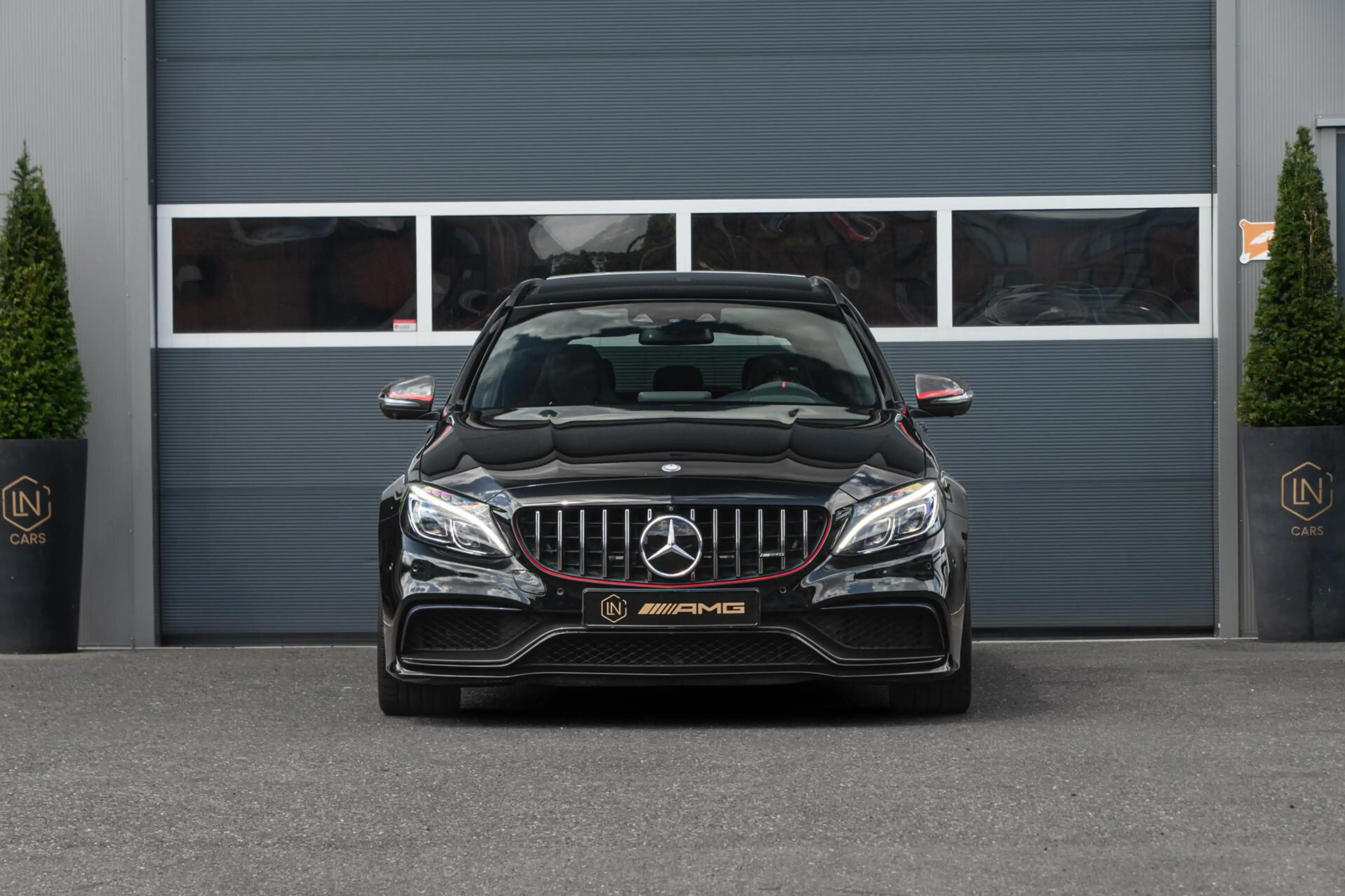 Mercedes-Benz C 63 AMG Estate S Edition 1 |Pano|HUD|DAB — photo 2