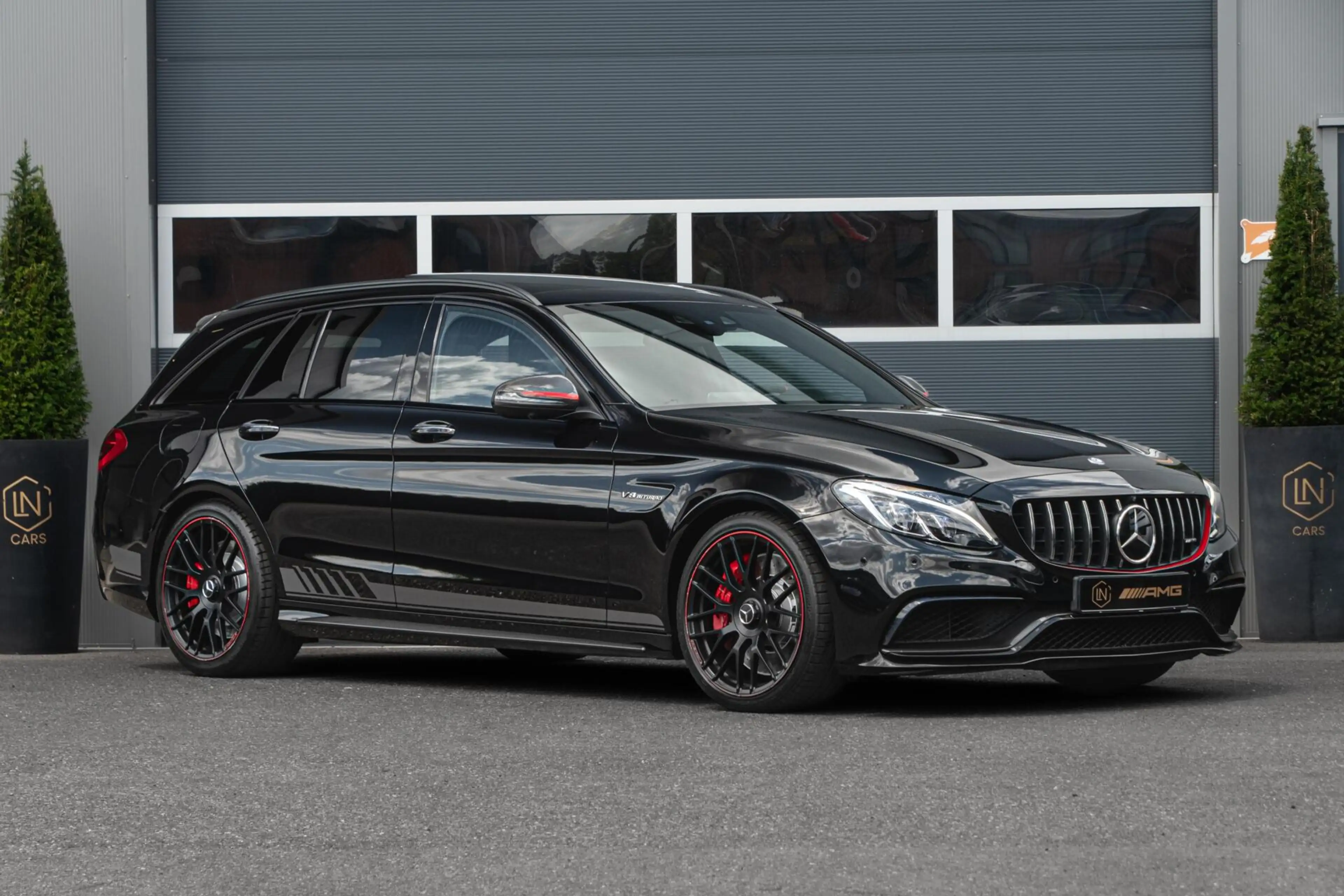 Mercedes-Benz C 63 AMG Estate S Edition 1 |Pano|HUD|DAB — photo 3