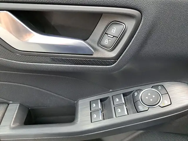 Ford Kuga view 12