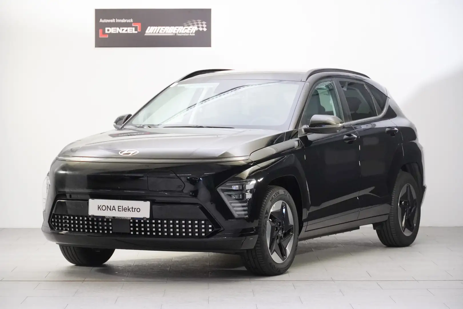 Hyundai KONA Elektro (SX2) GO 65,4 kWh Schwarz - 1