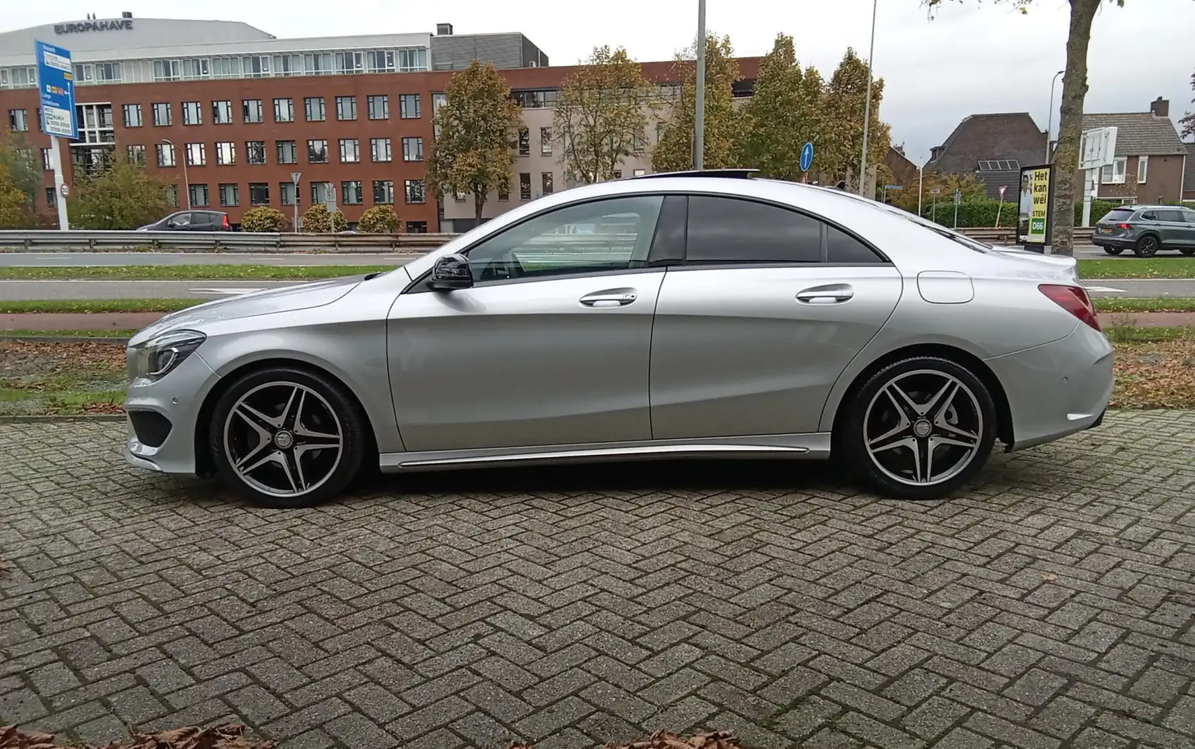 Mercedes-Benz CLA 200 Business AMG pakket/81000km origineel Zilver - 2