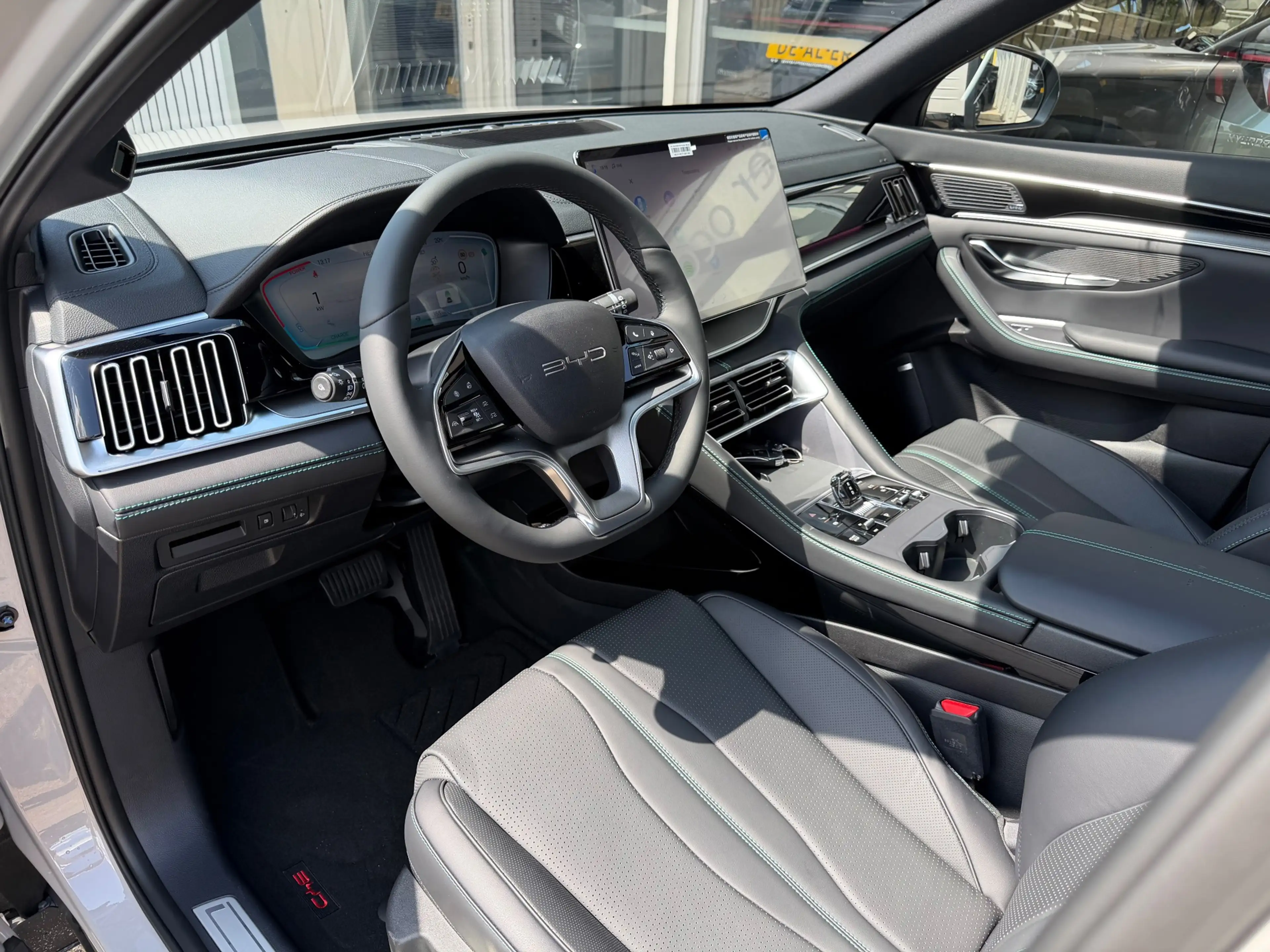 BYD Seal U 1.5 T DM-i AWD Design 4 WHEEL DRIVE 324PK GELIJK L — photo 7