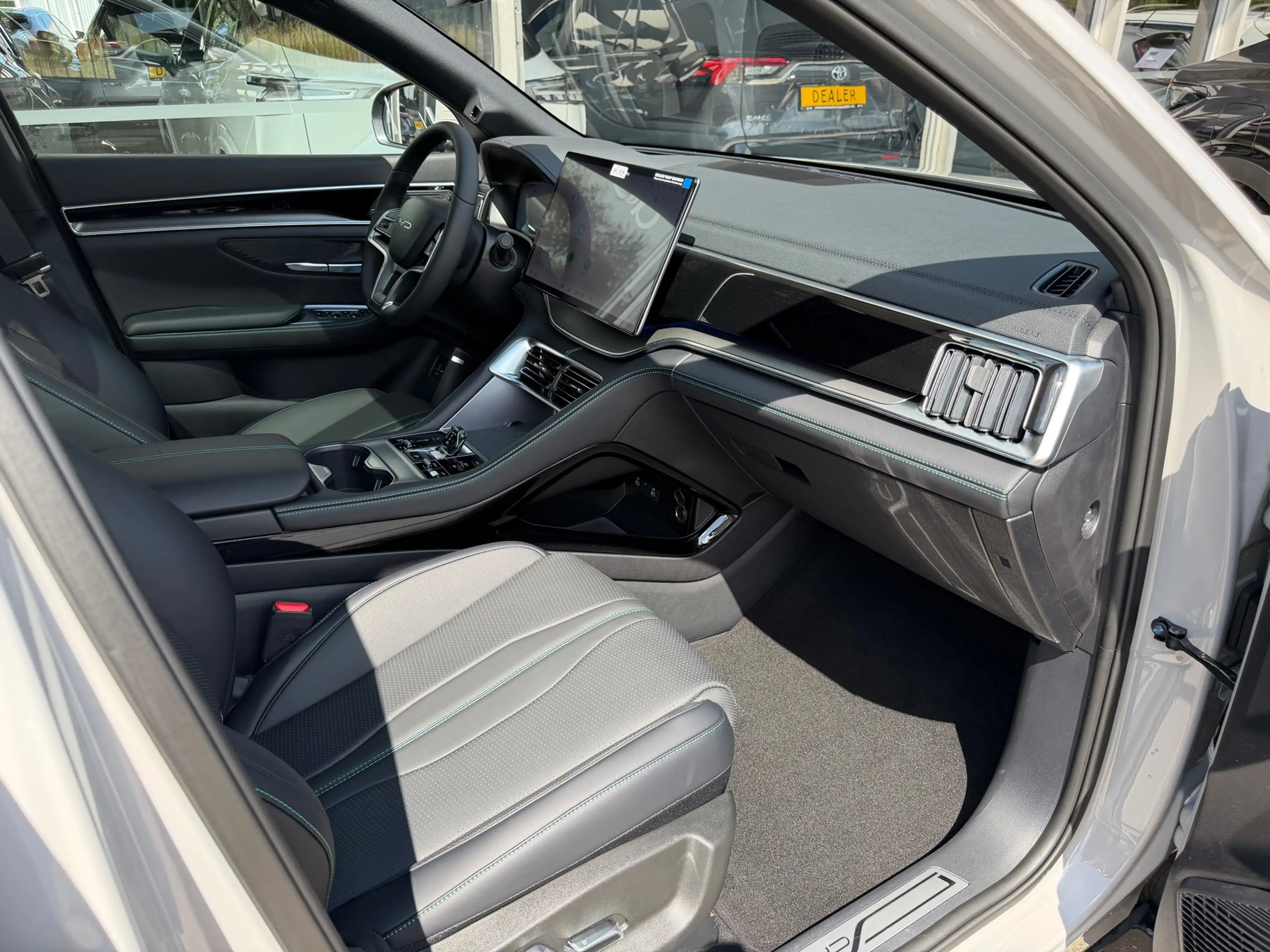 BYD Seal U 1.5 T DM-i AWD Design 4 WHEEL DRIVE 324PK GELIJK L — photo 22