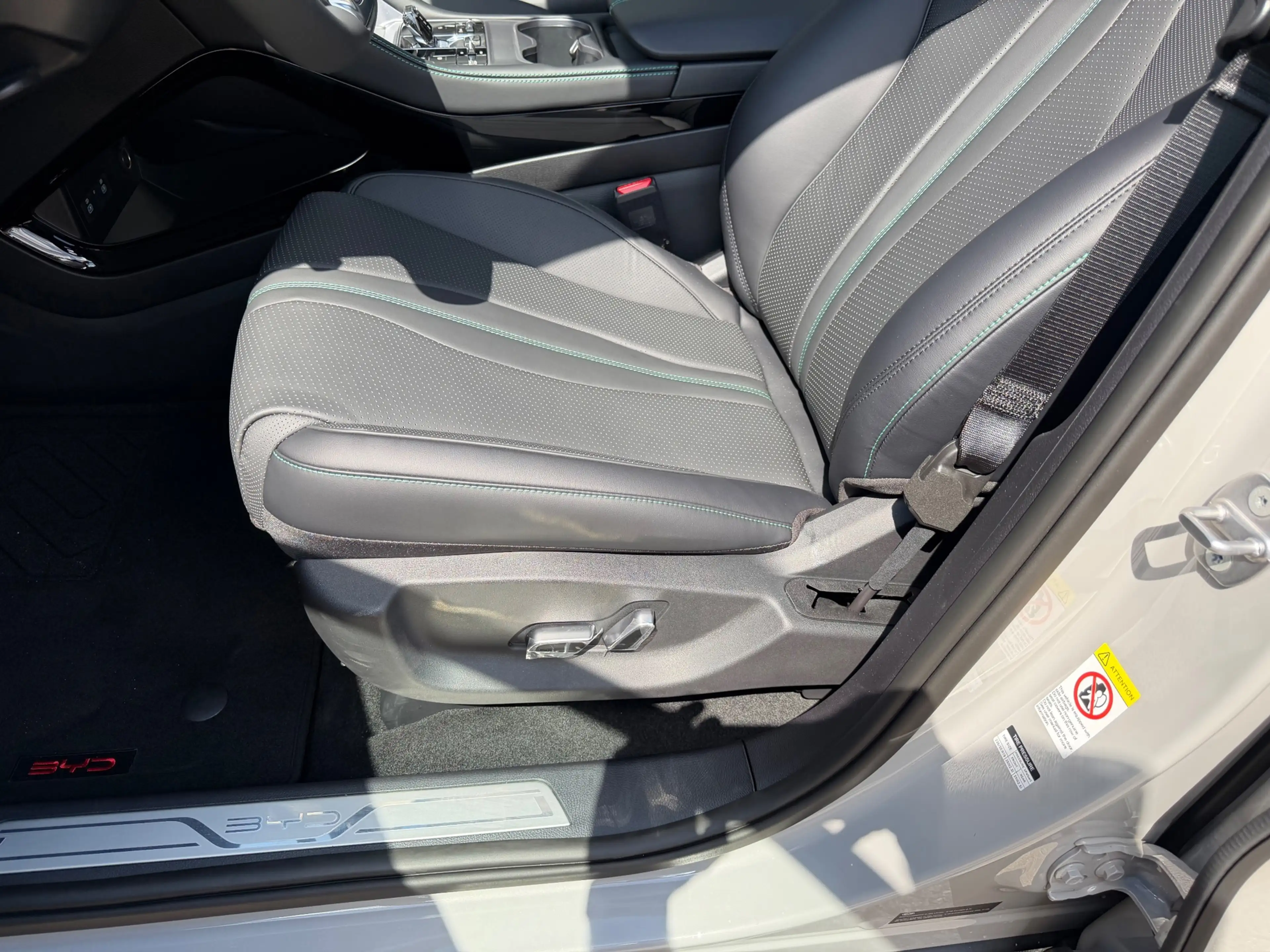 BYD Seal U 1.5 T DM-i AWD Design 4 WHEEL DRIVE 324PK GELIJK L — photo 10