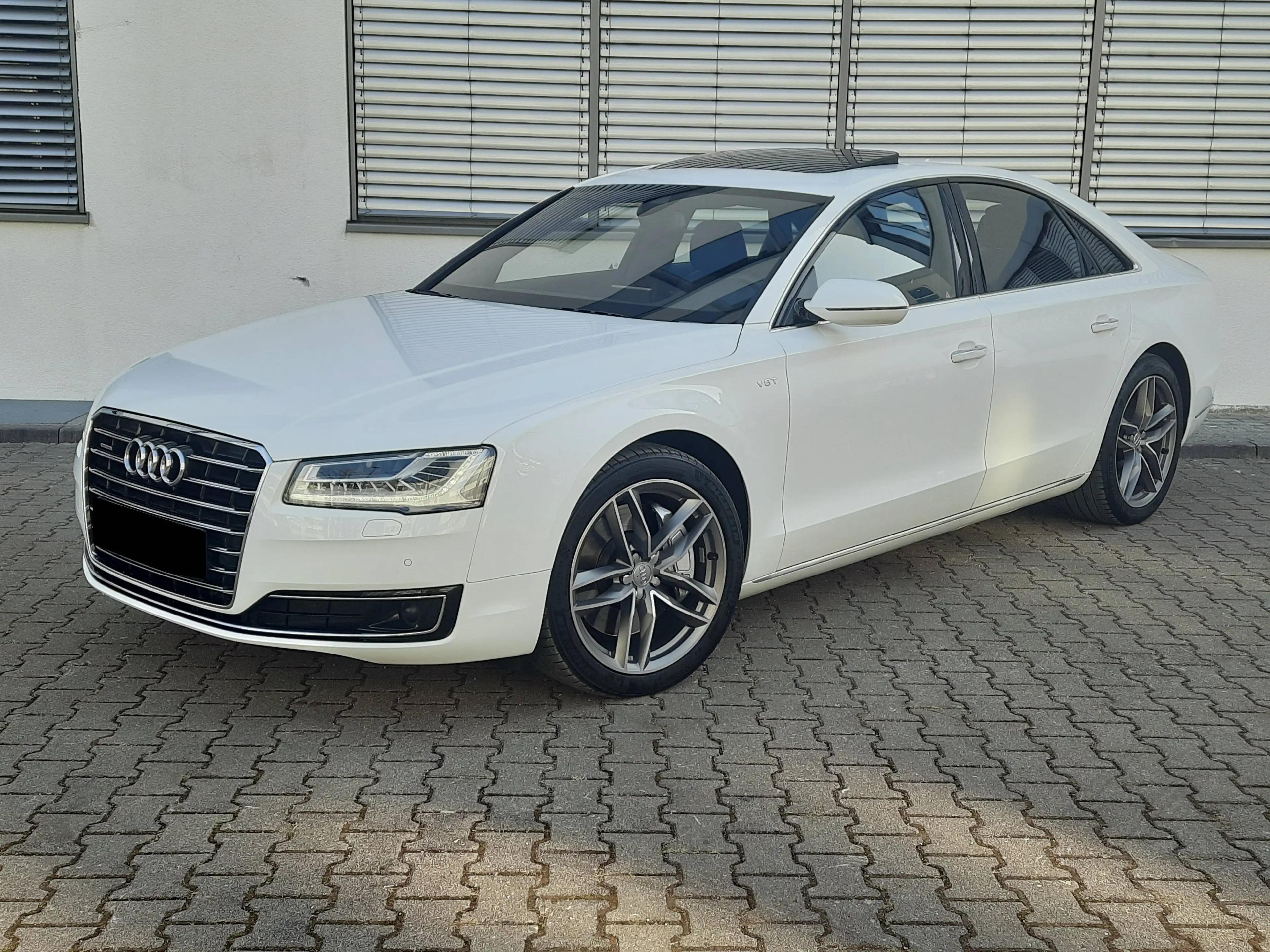 Audi A8 4.2 TDI quattro/Matrix/Bose/SDach/Kam/StdH/20" — photo 2