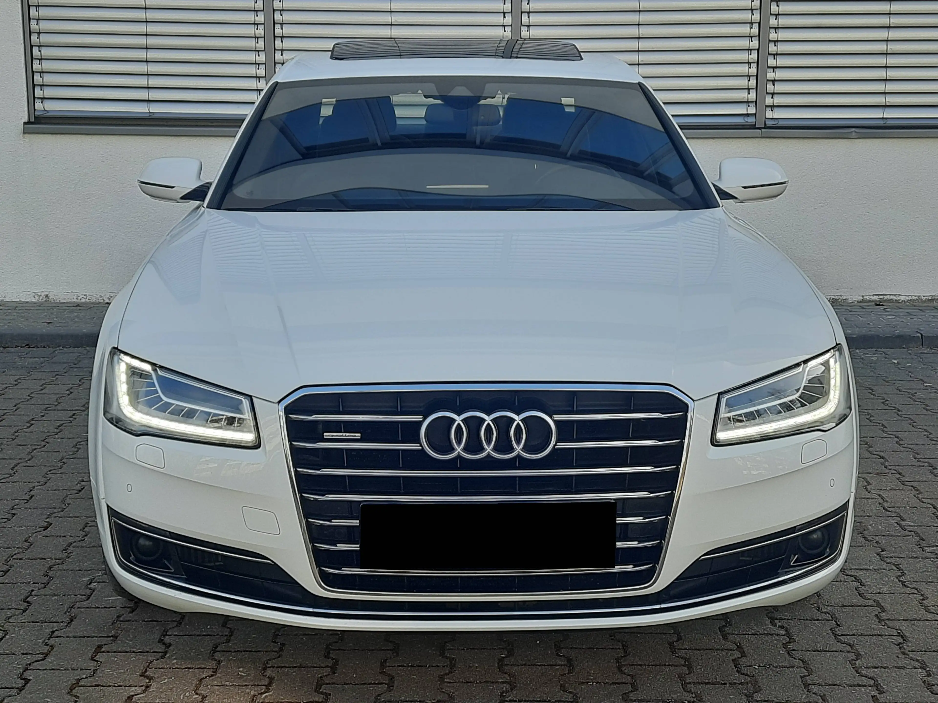 Audi A8 4.2 TDI quattro/Matrix/Bose/SDach/Kam/StdH/20" — photo 3