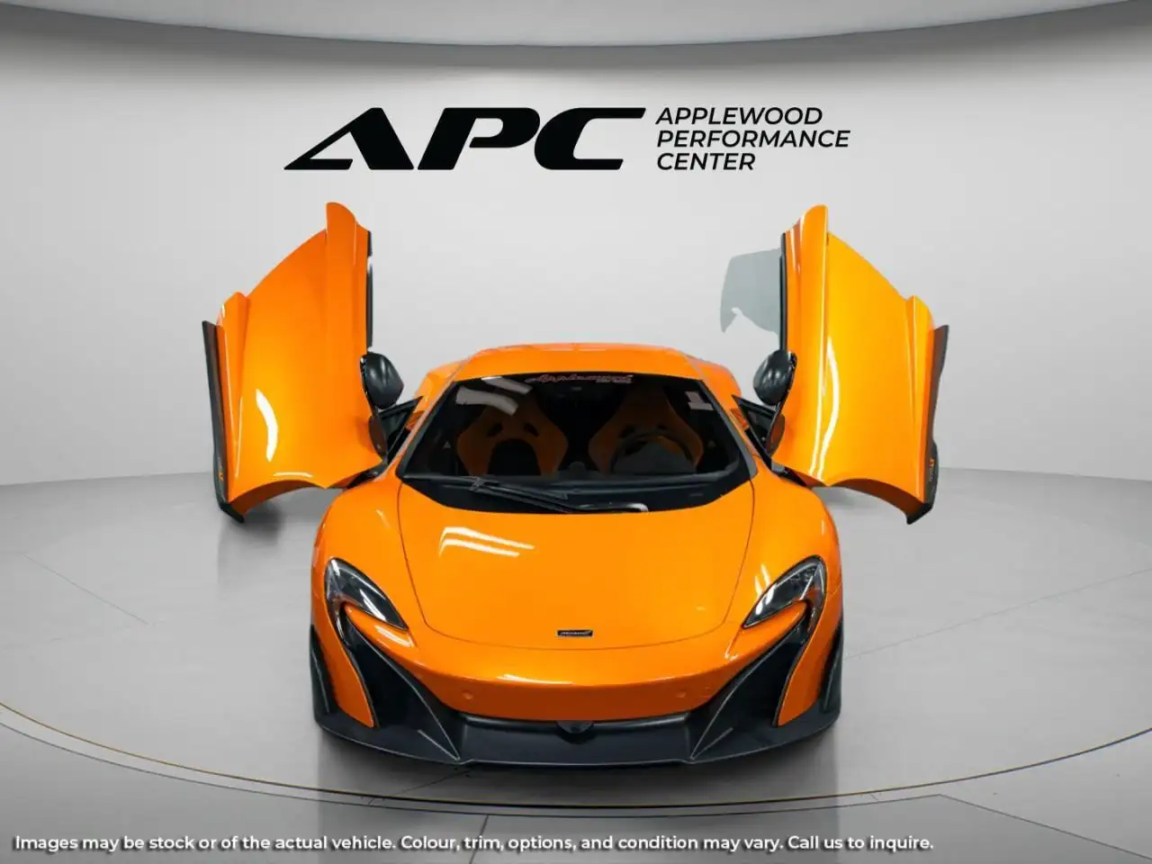 McLaren 675LT снимка McLaren 675LT