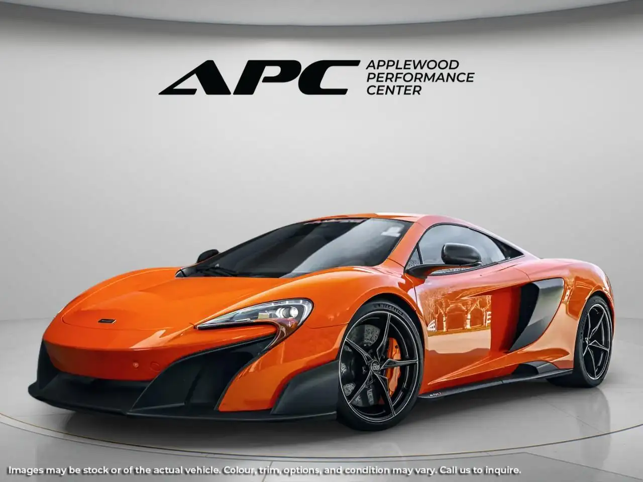McLaren 675LT снимка McLaren 675LT